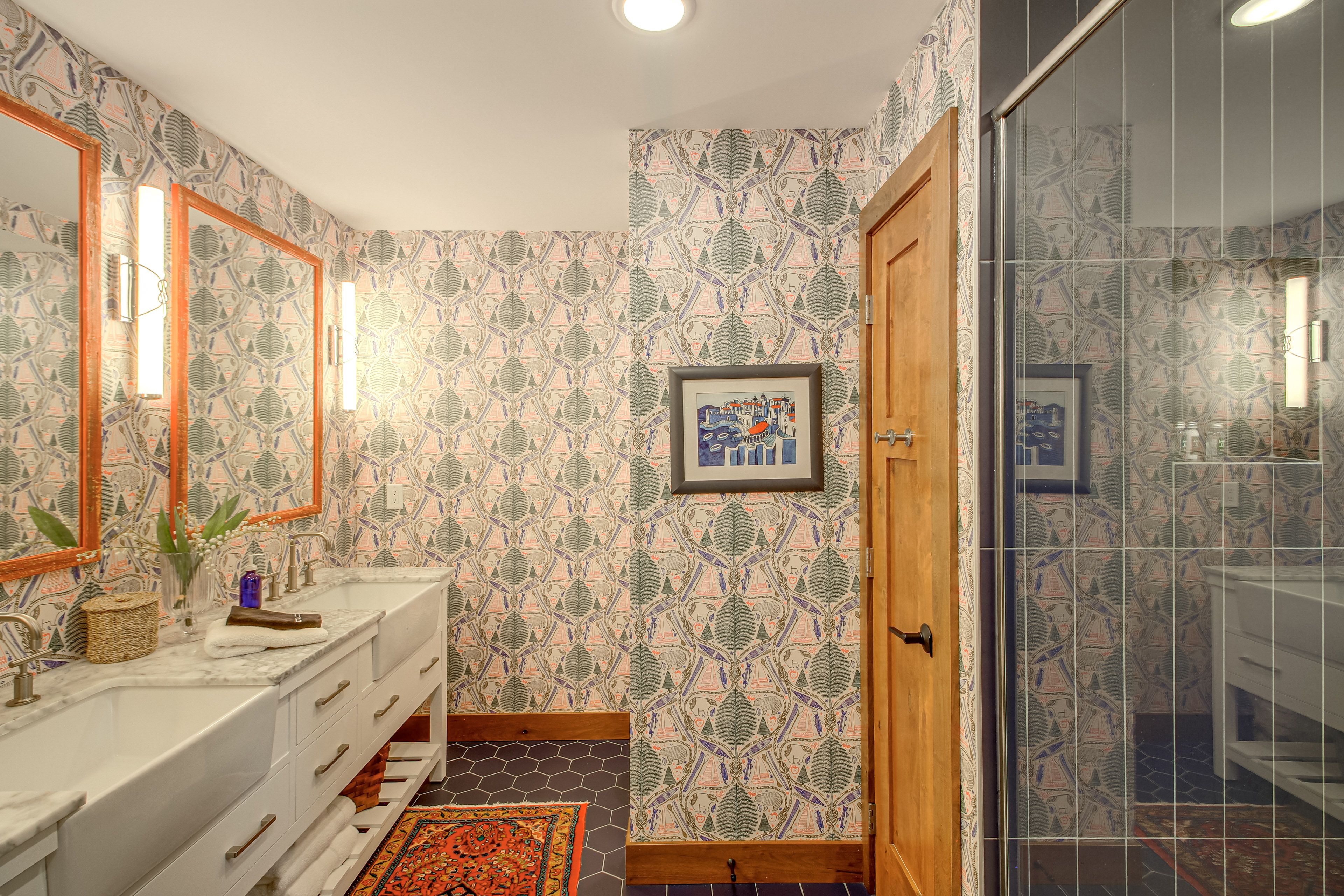 Full Bathroom | 1st Floor