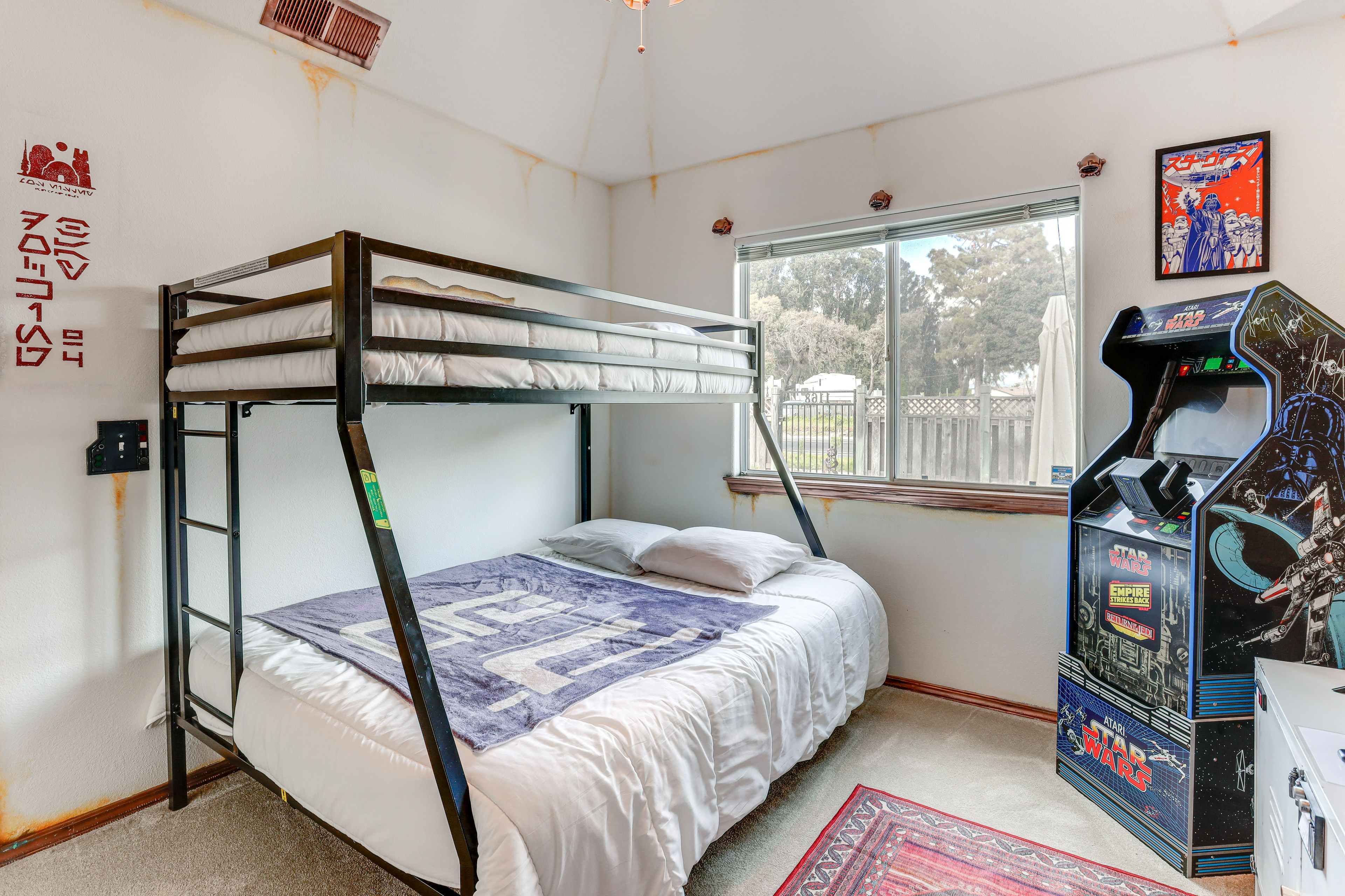 Bedroom 1 | Twin/Full Bunk Bed | 1st Floor