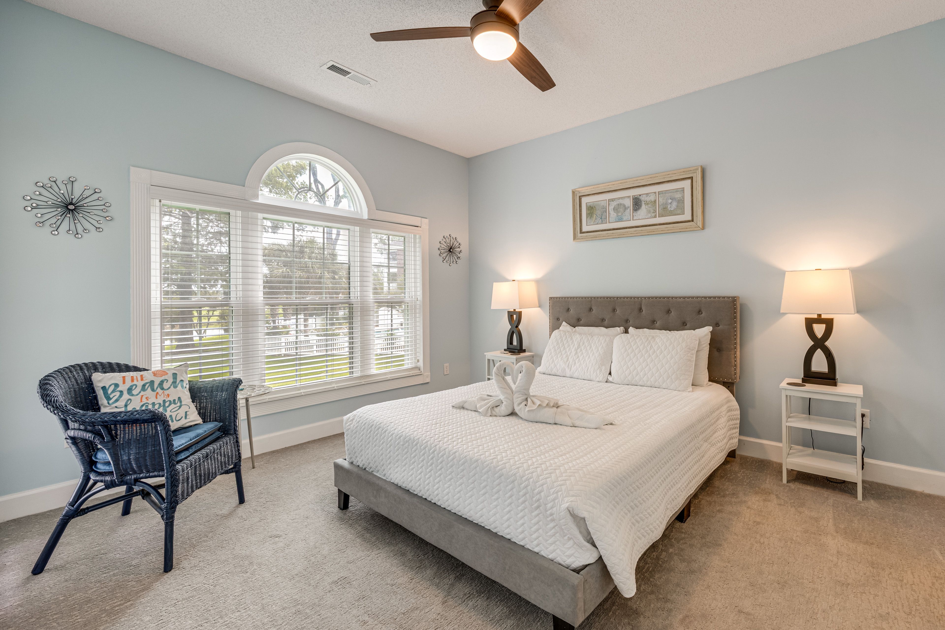 Bedroom 1 | Queen Bed | Smart TV | Linens Provided | En-Suite Bathroom