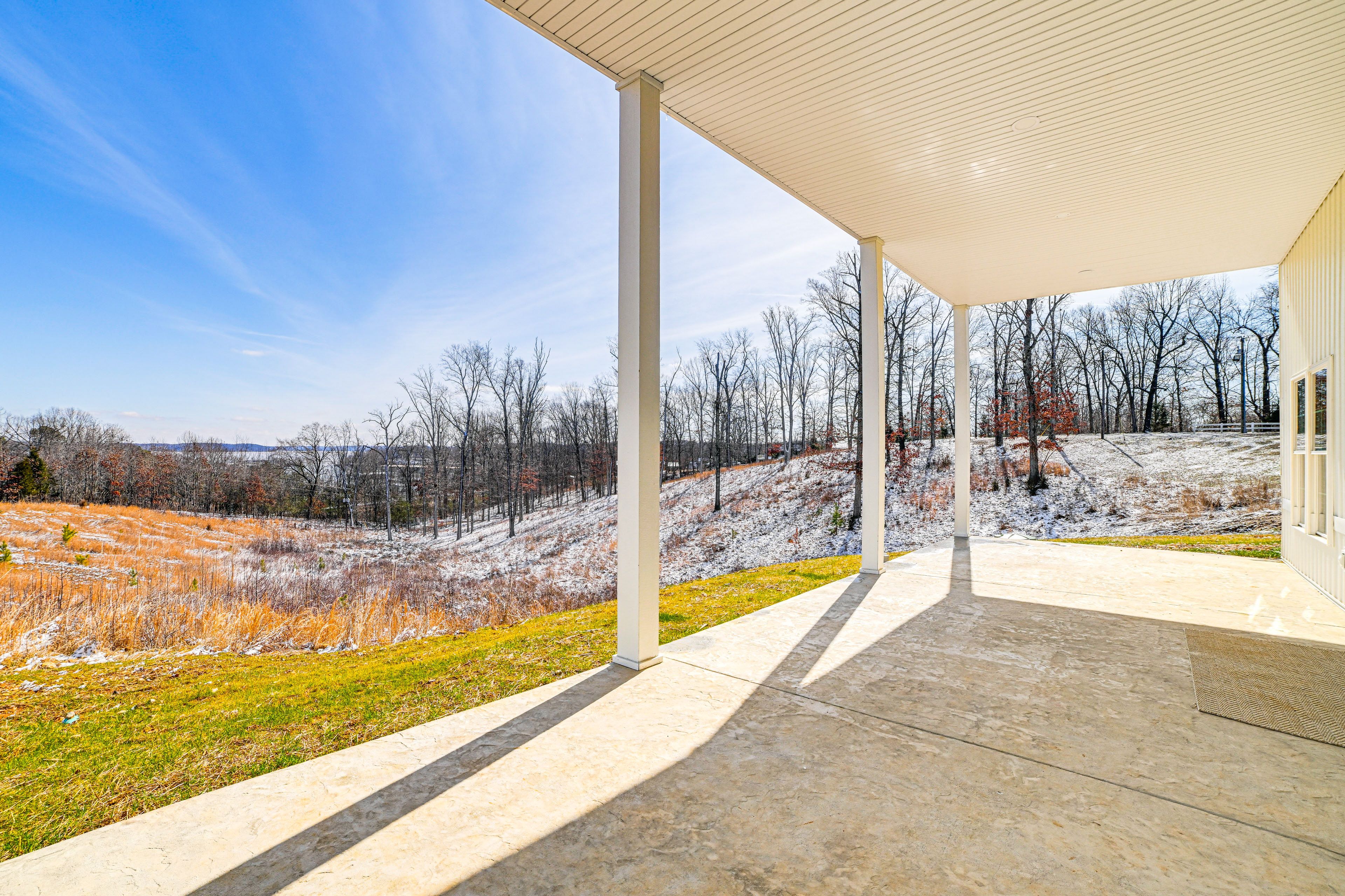 Patio | Lake View