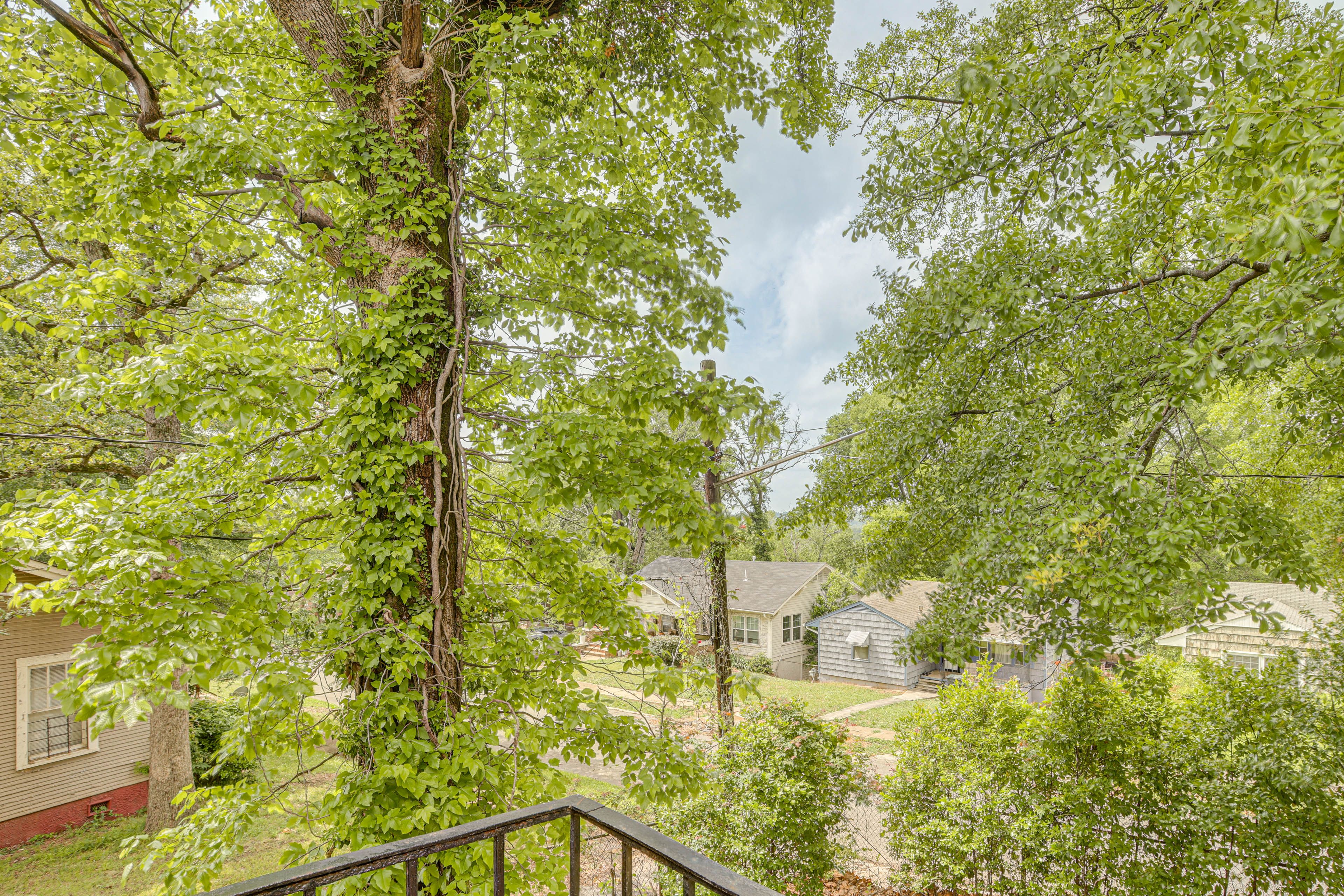 Unit Exterior | Entry