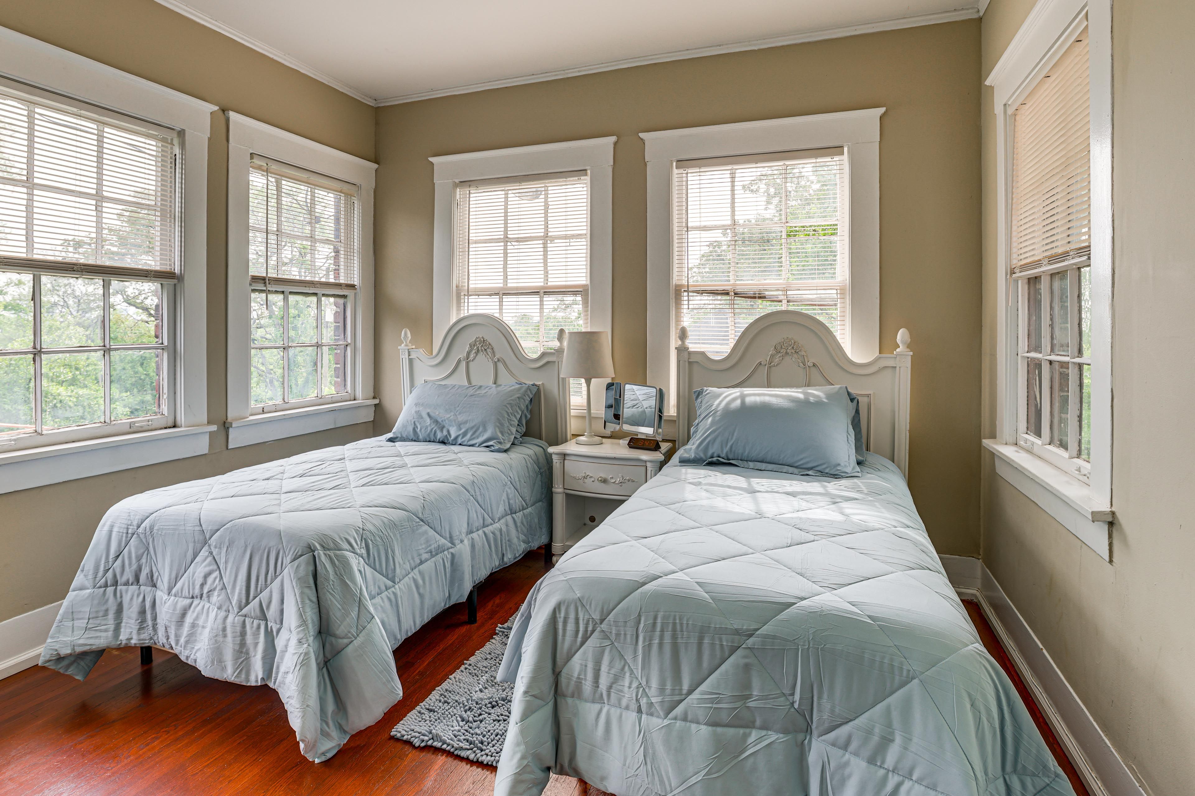 Bedroom 3 | 2 Twin Beds