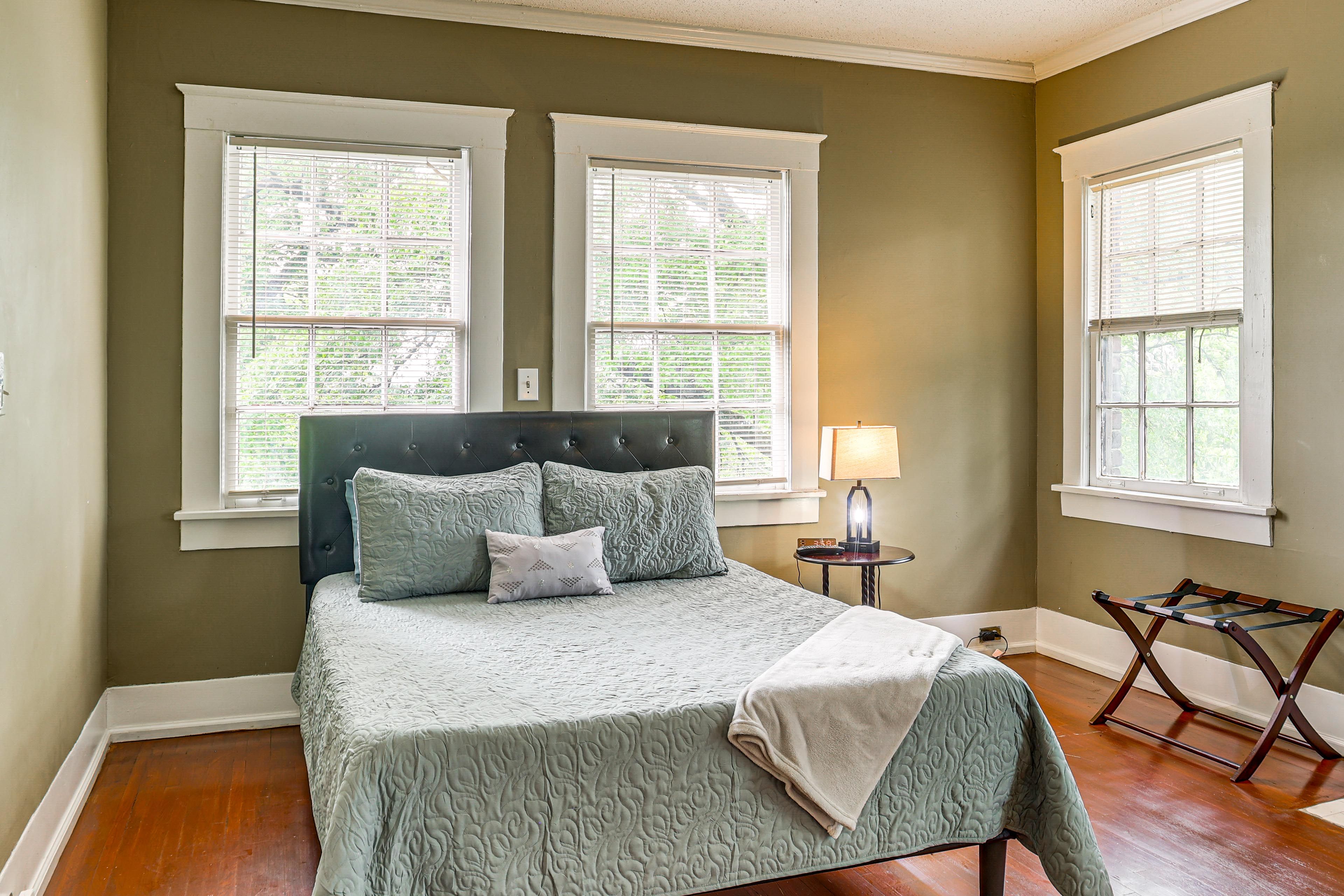 Bedroom 2 | Queen Bed | 2nd Floor