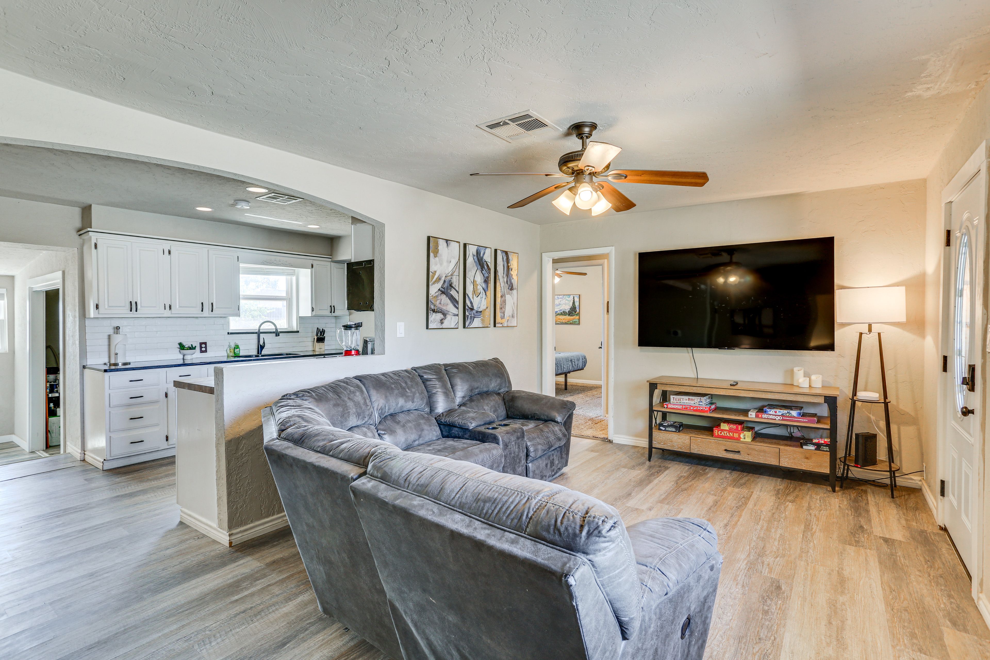 Lawton Vacation Rental | 4BR | 2BA | 1,400 Sq Ft | 2 Steps Required