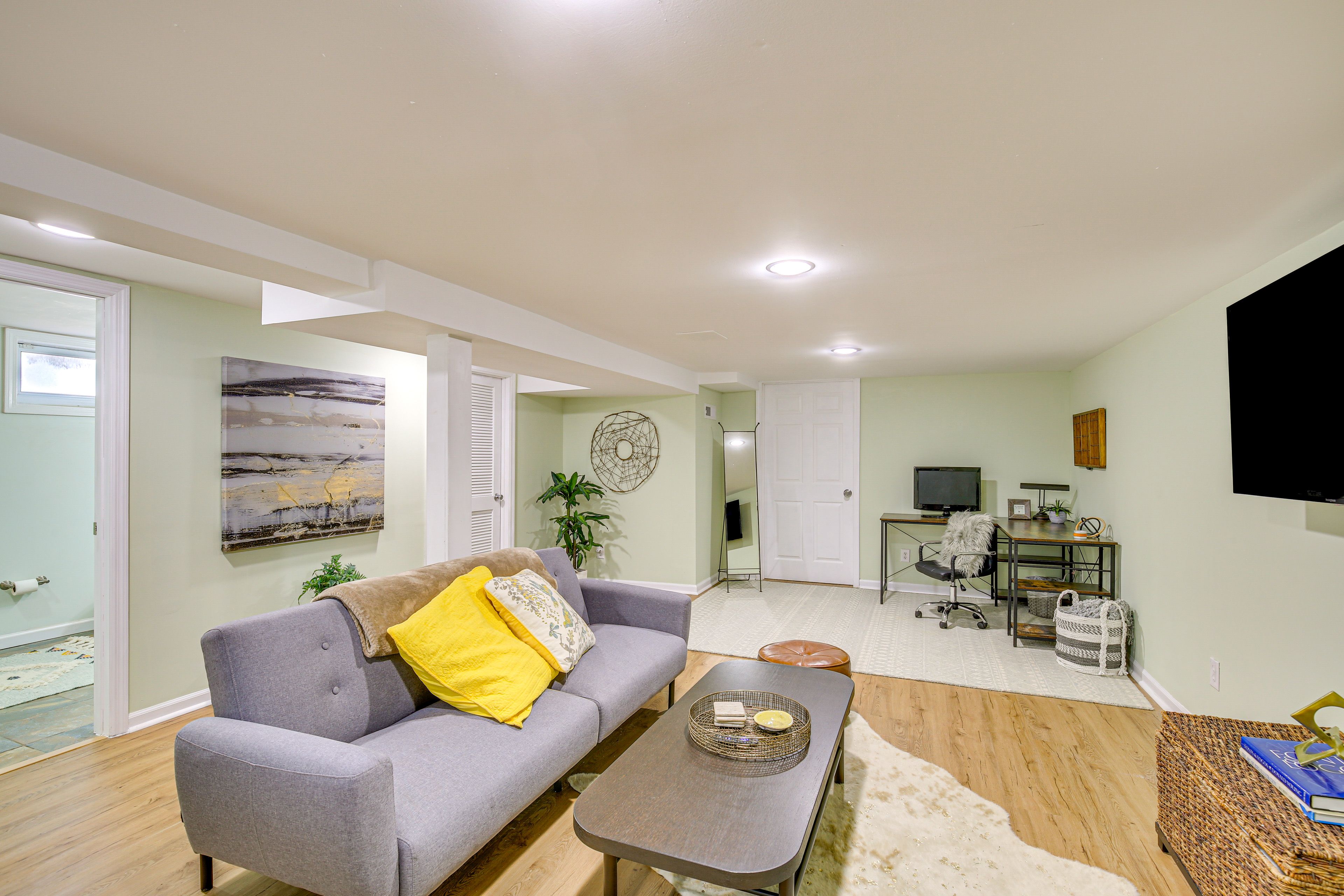 Office | Full Sleeper Sofa | Basement Floor | Stairs Required