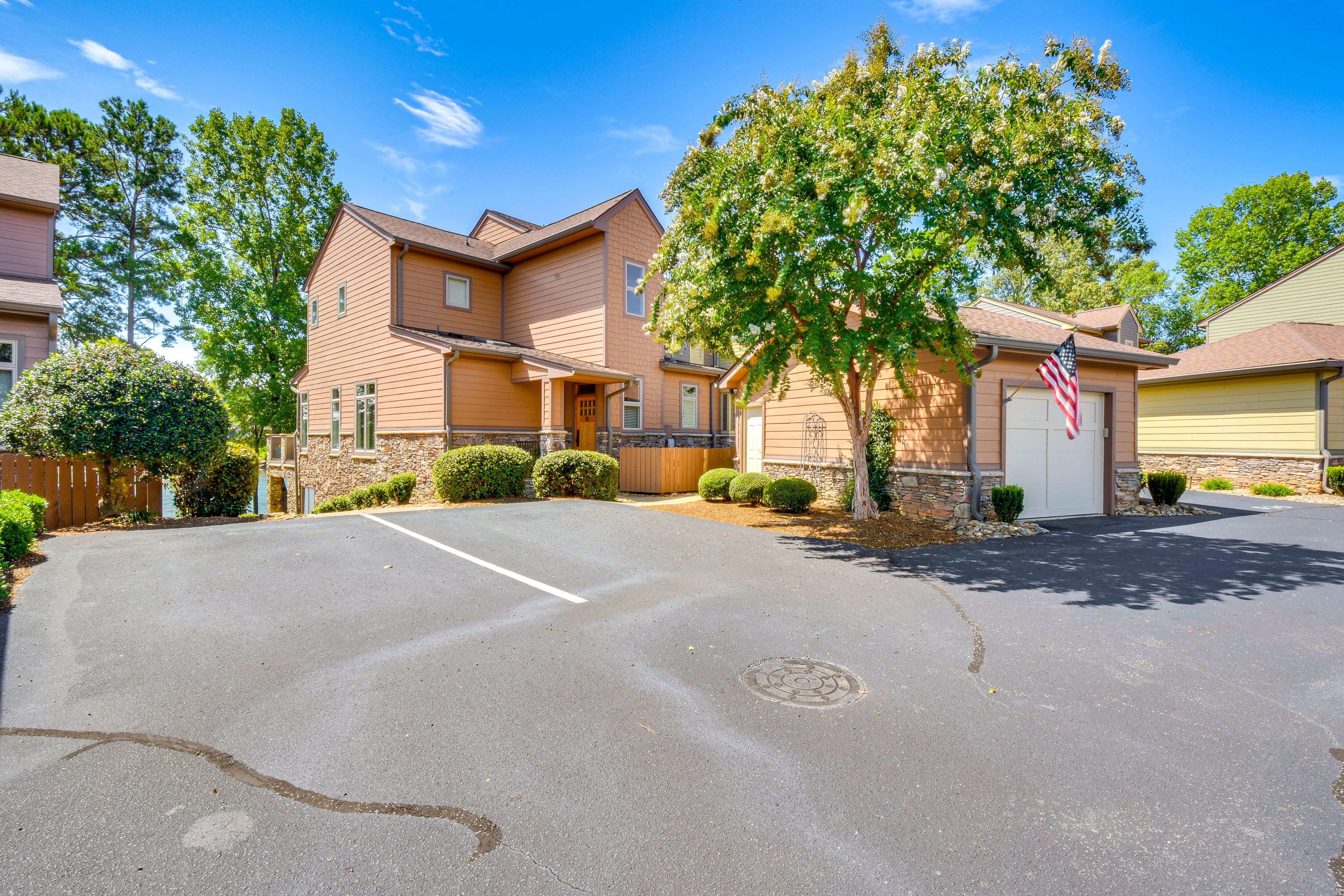 Parking Spot (1 Vehicle) | Boat Trailer Parking | Guest Parking Available