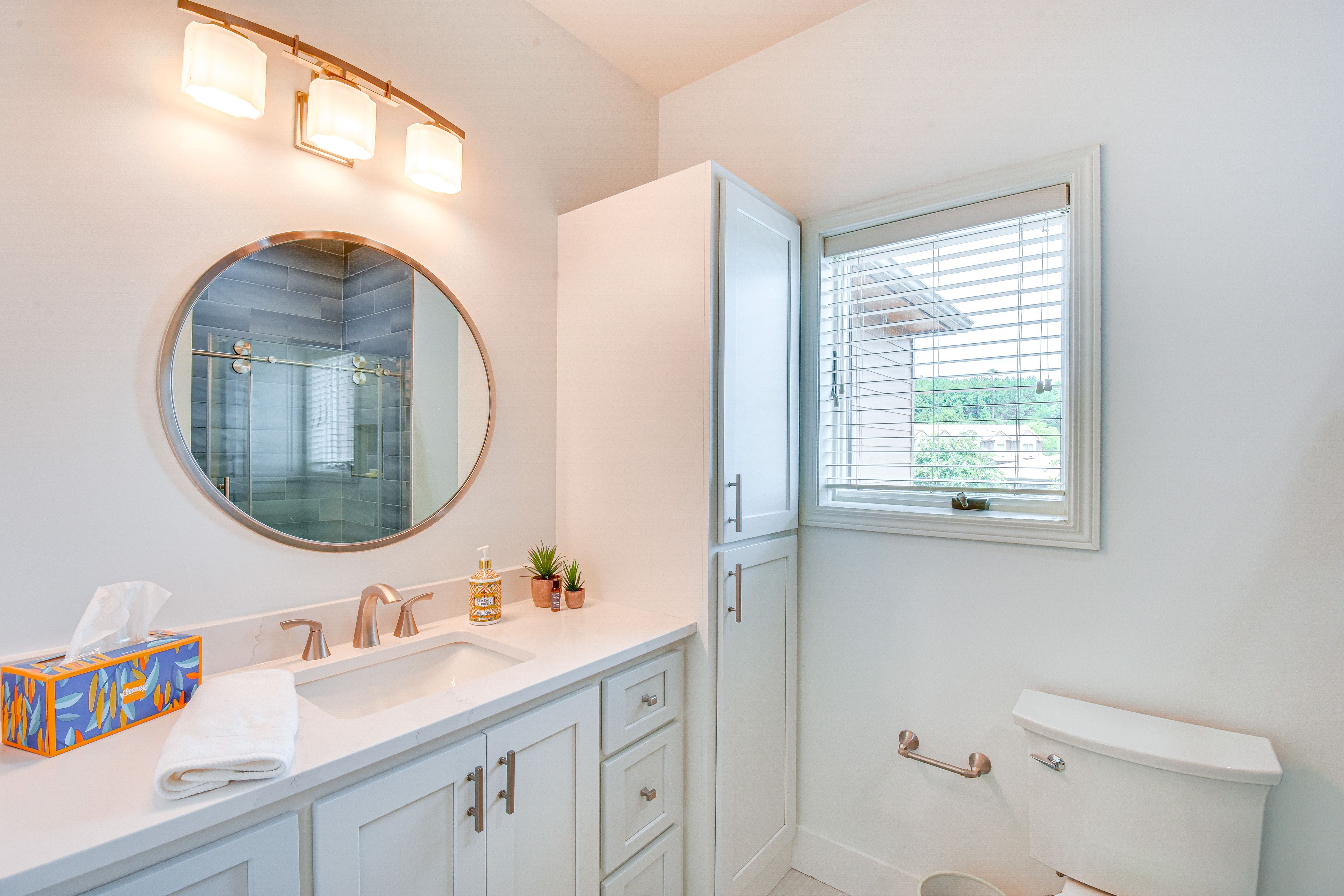 Bathroom | Hair Dryer | Upper Level