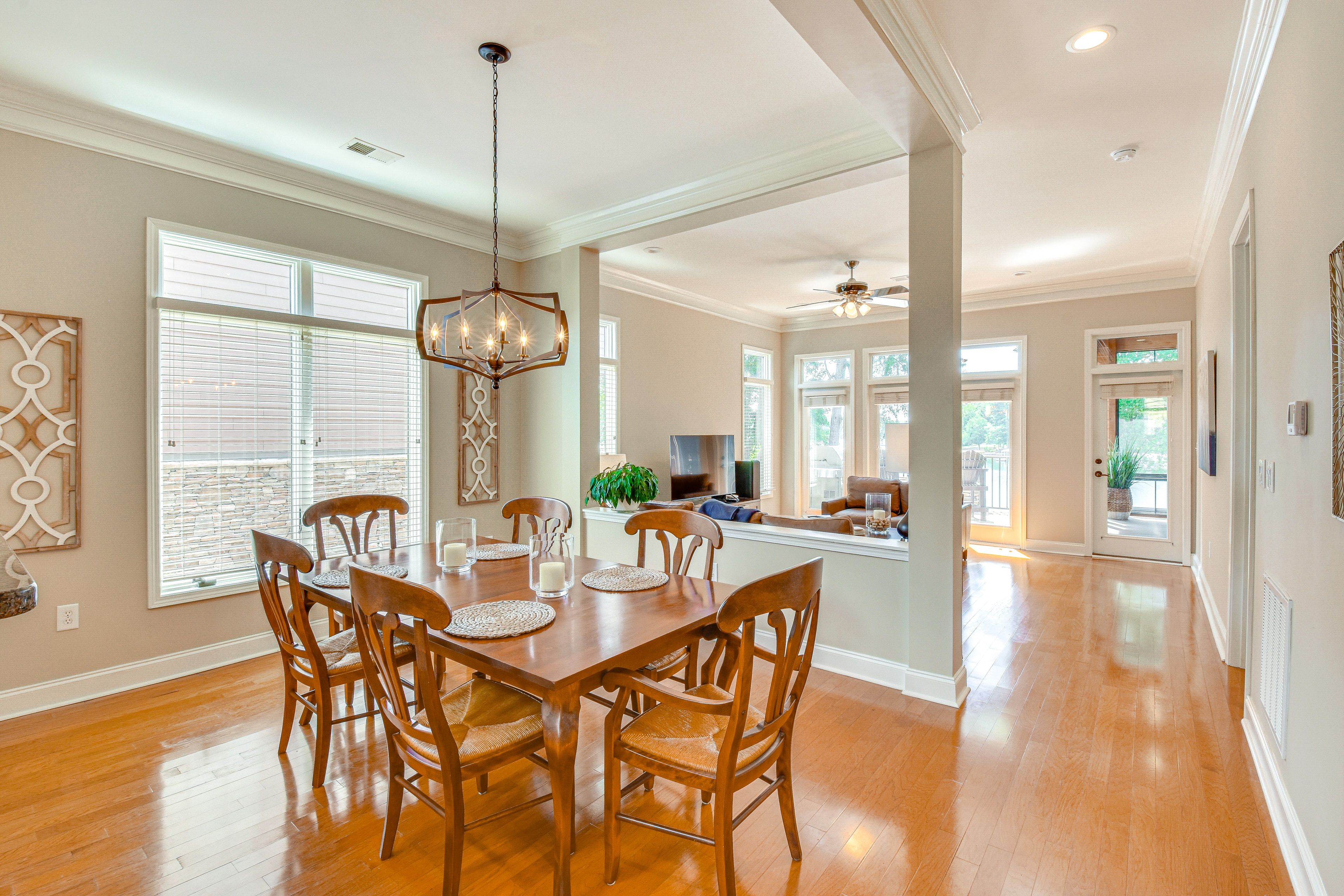 Dining Area | Dishware/Flatware Provided | Main Level
