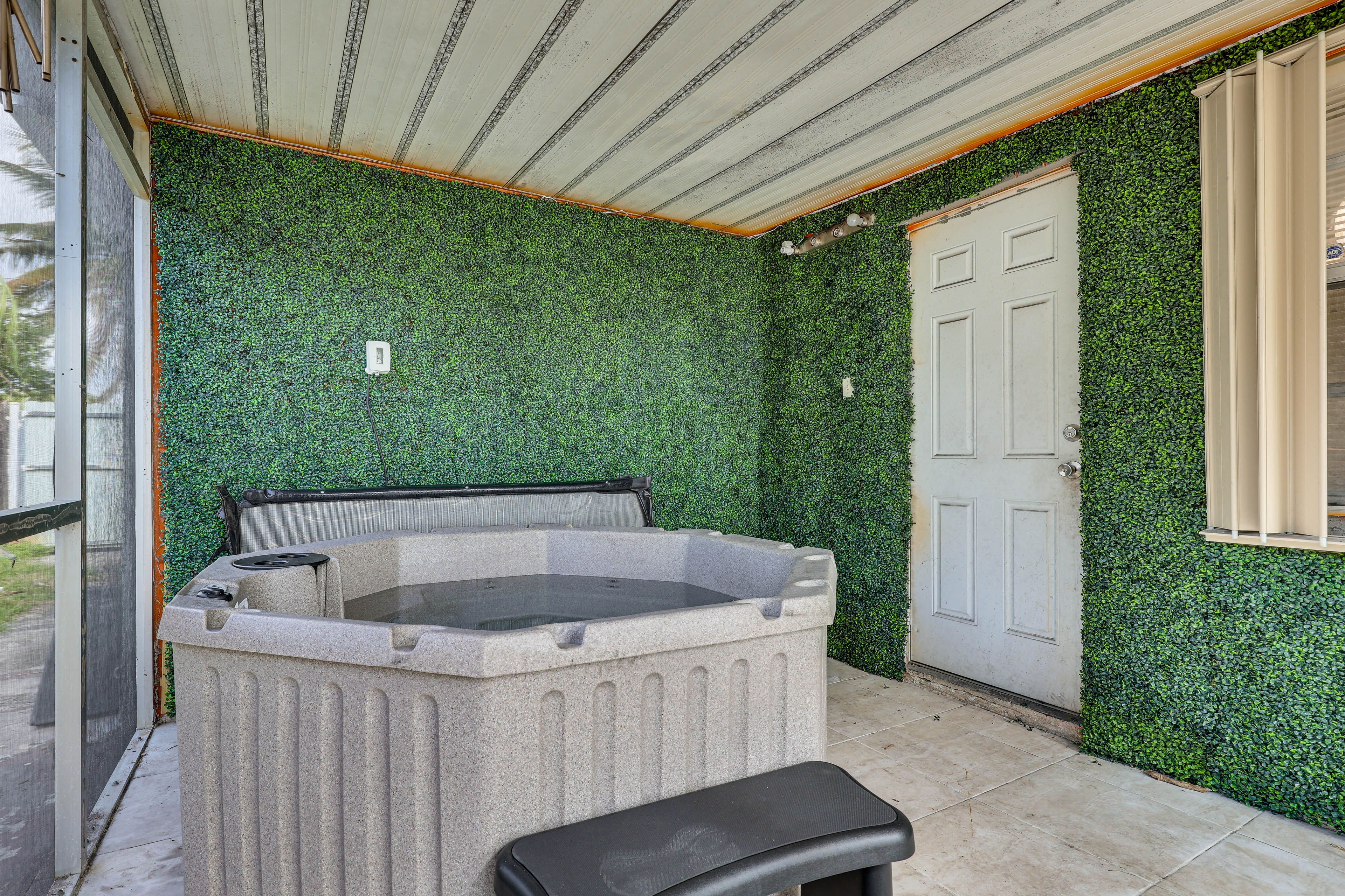 Screened Porch