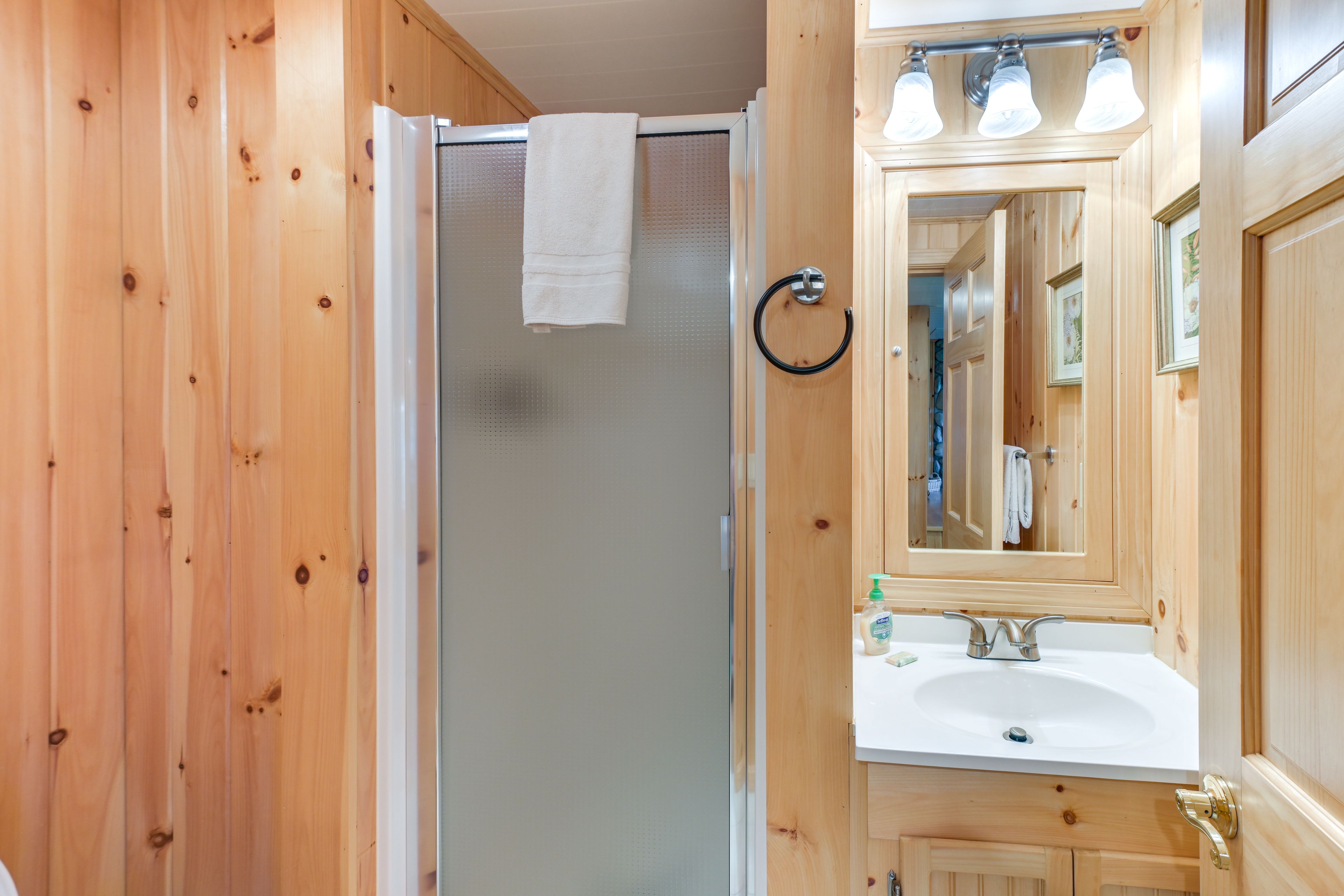 Full Bathroom | Ground Floor