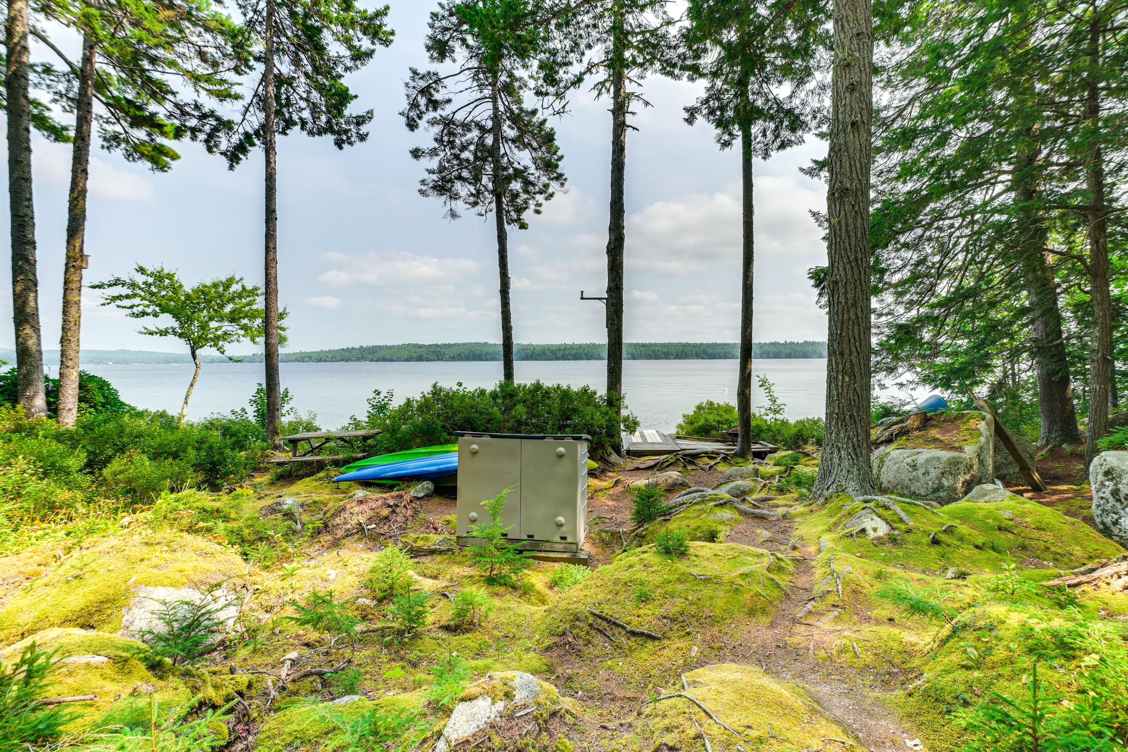 Lakefront Yard