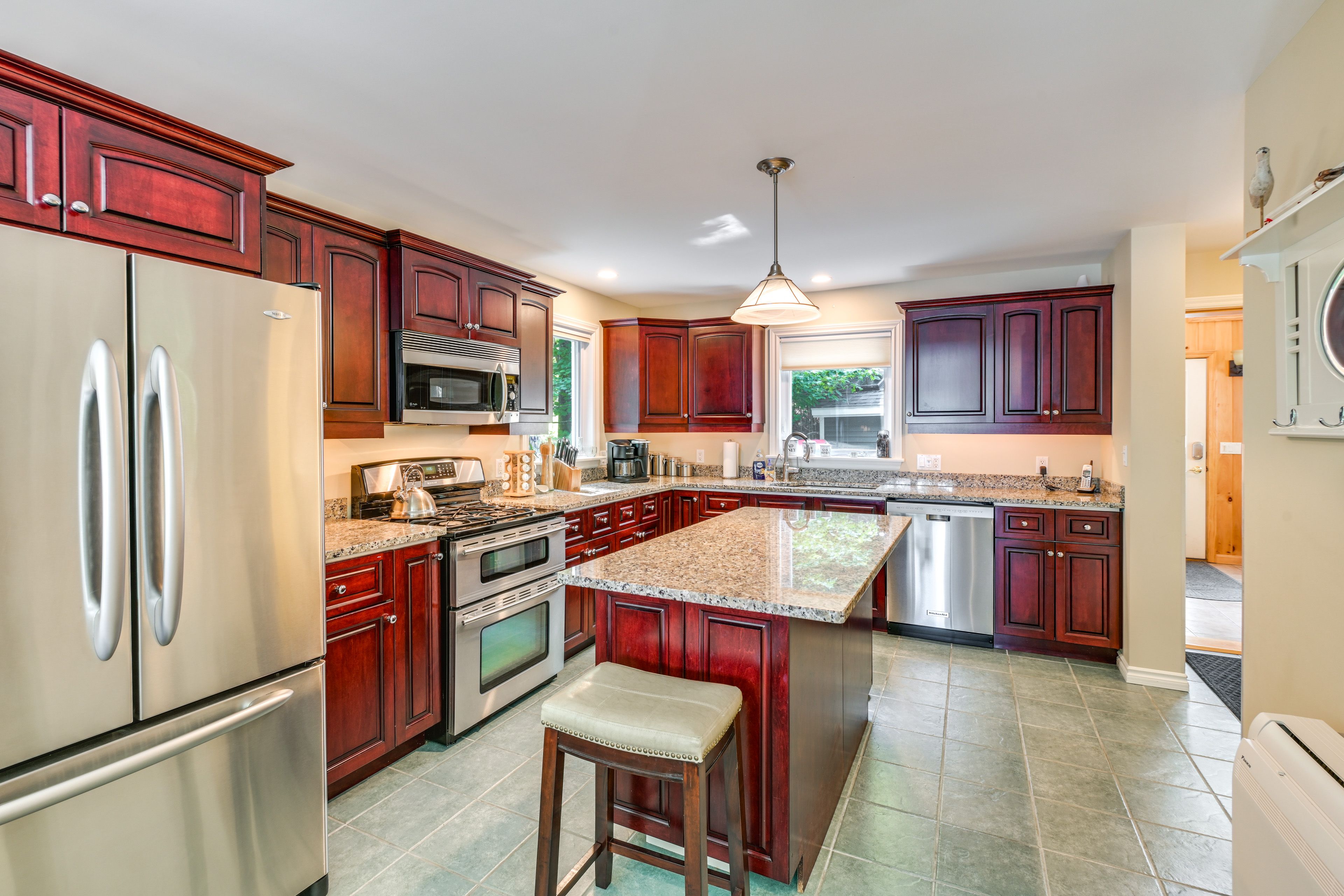 Kitchen | Cooking Basics Supplied | 1st Floor