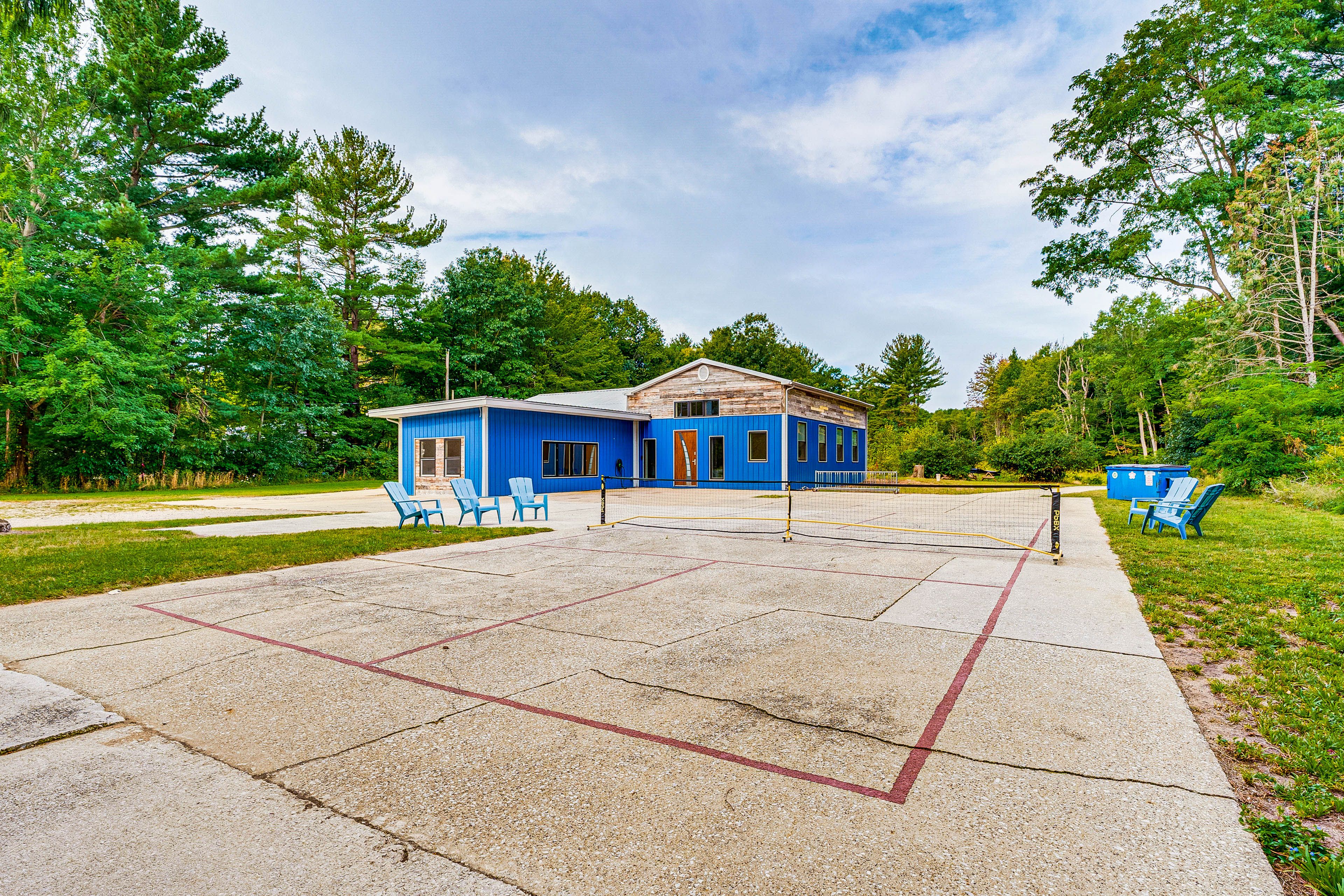 South Haven Charter Township Vacation Rental | 4BR | 3BA | Small Step for Entry