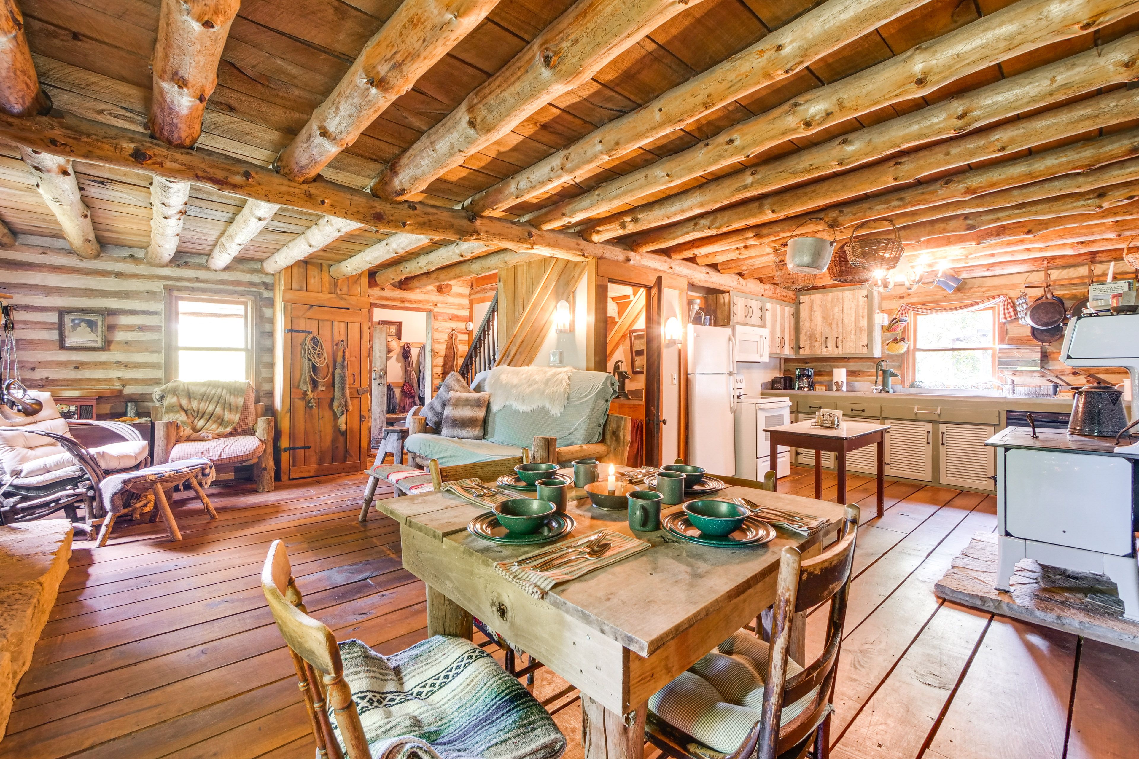 Dining Area | 1st Floor