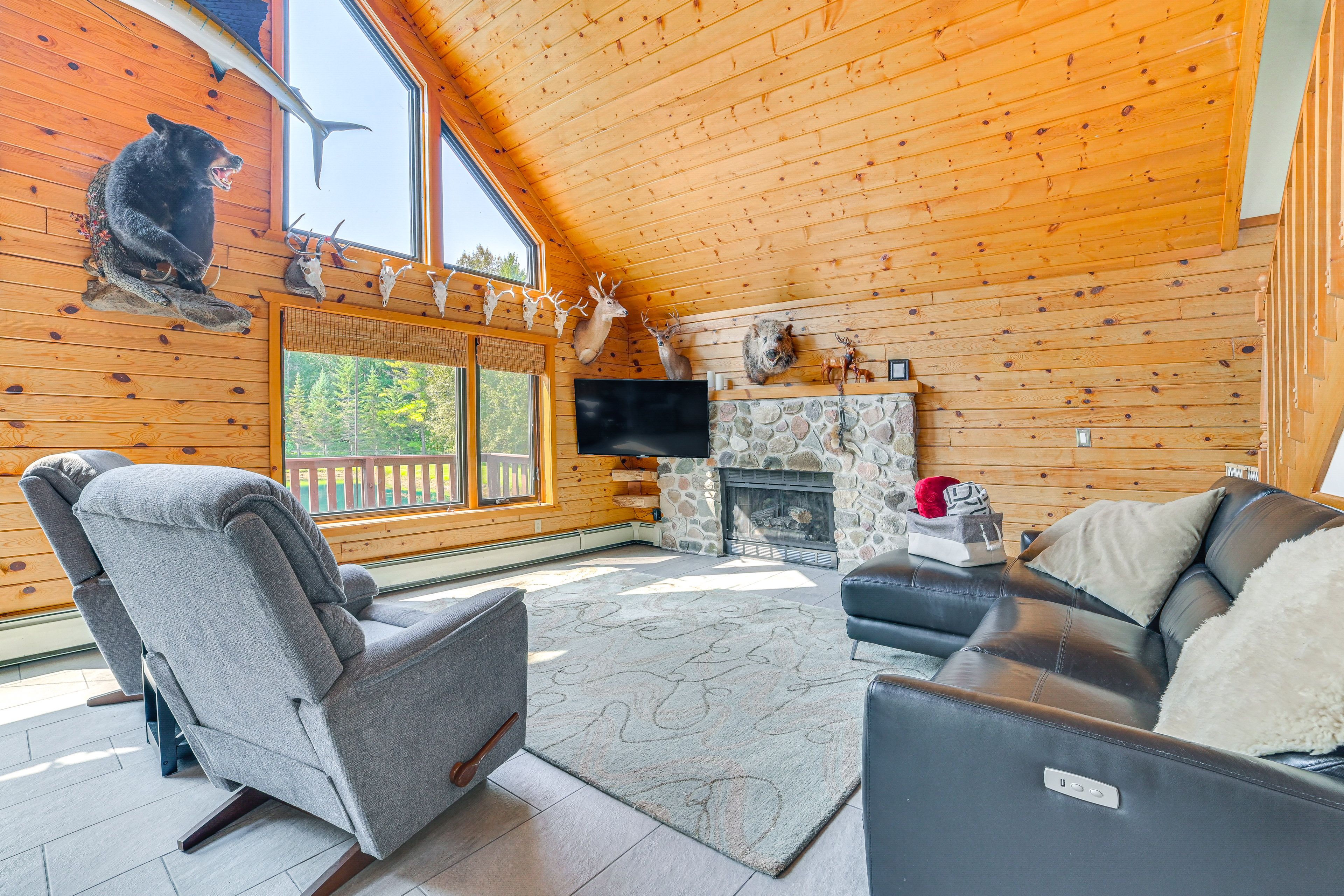 Living Room | Gas Fireplace | Free WiFi | Board Games & Books | 1st Floor