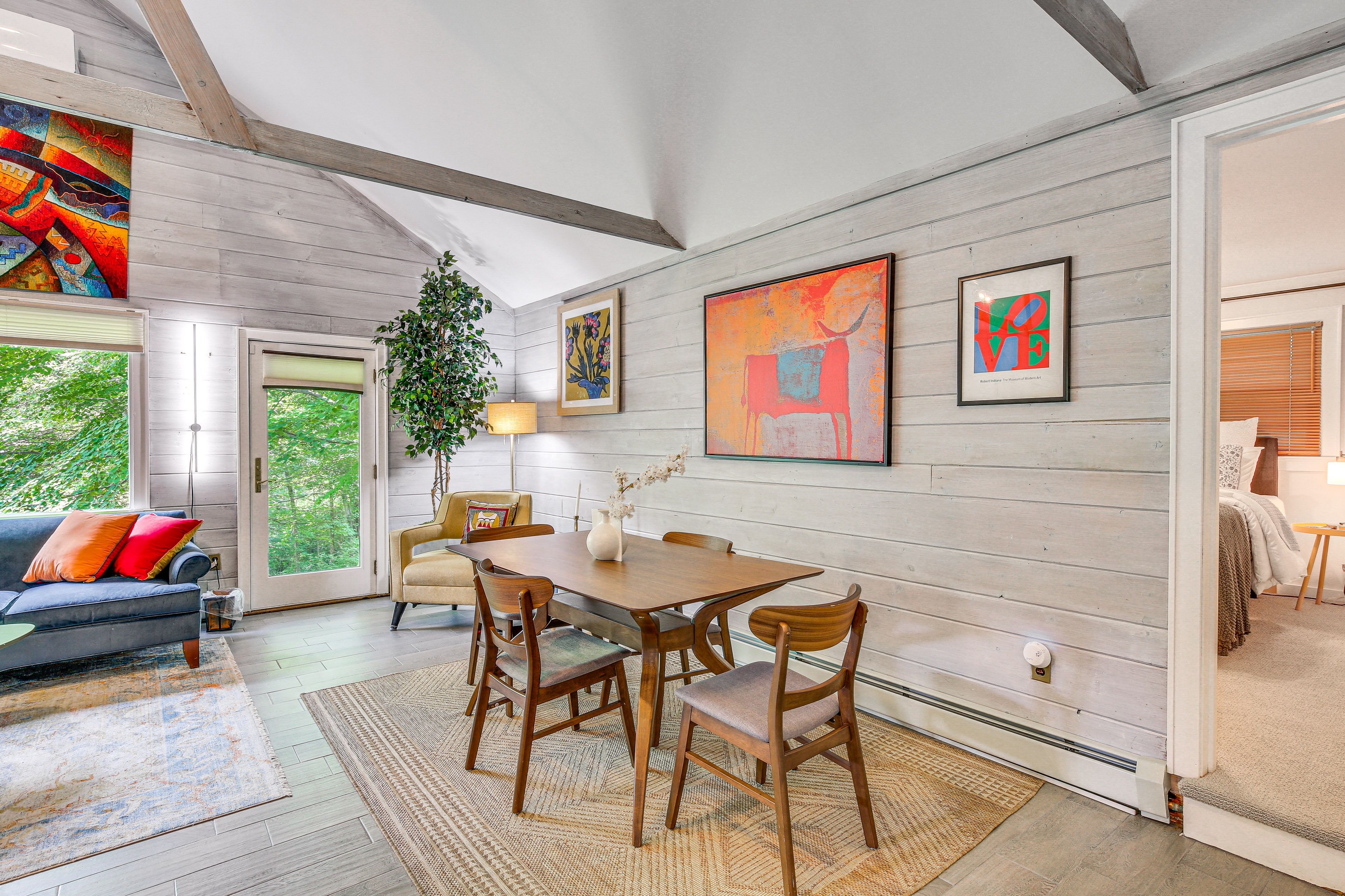 Dining Area | 1st Floor