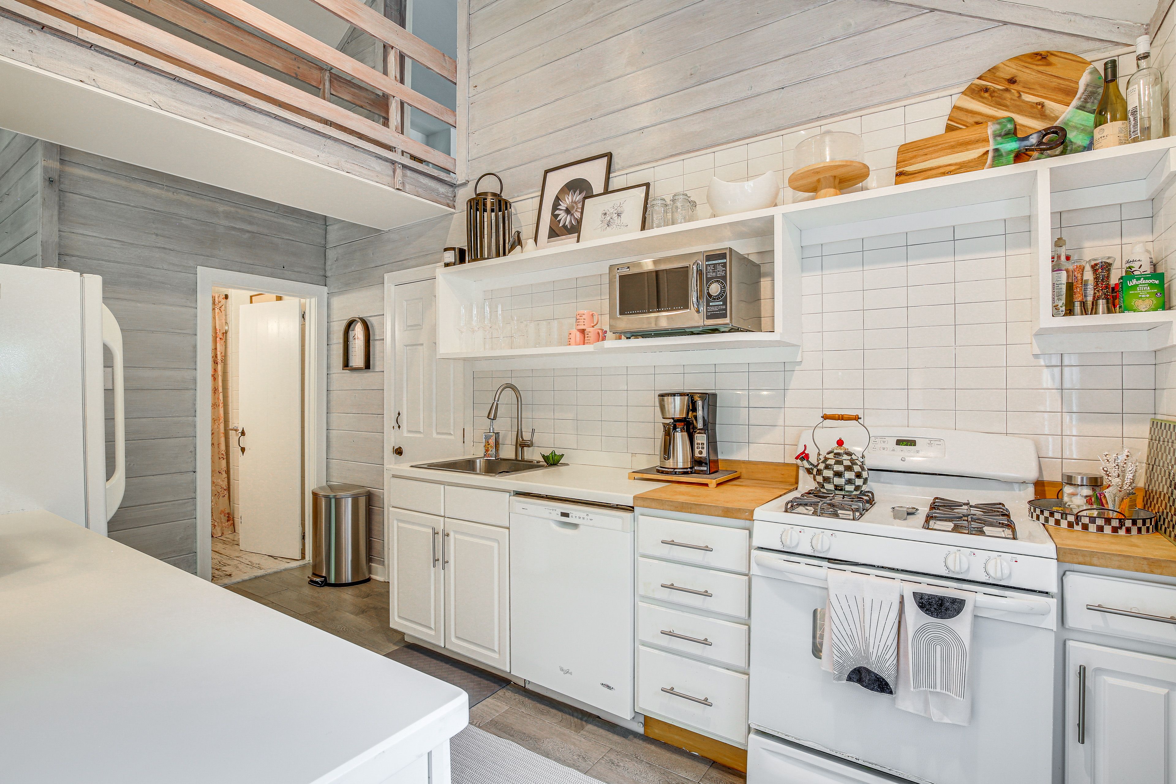 Kitchen | 1st Floor | Drip Coffee Pot | Rice Cooker | Air Fryer