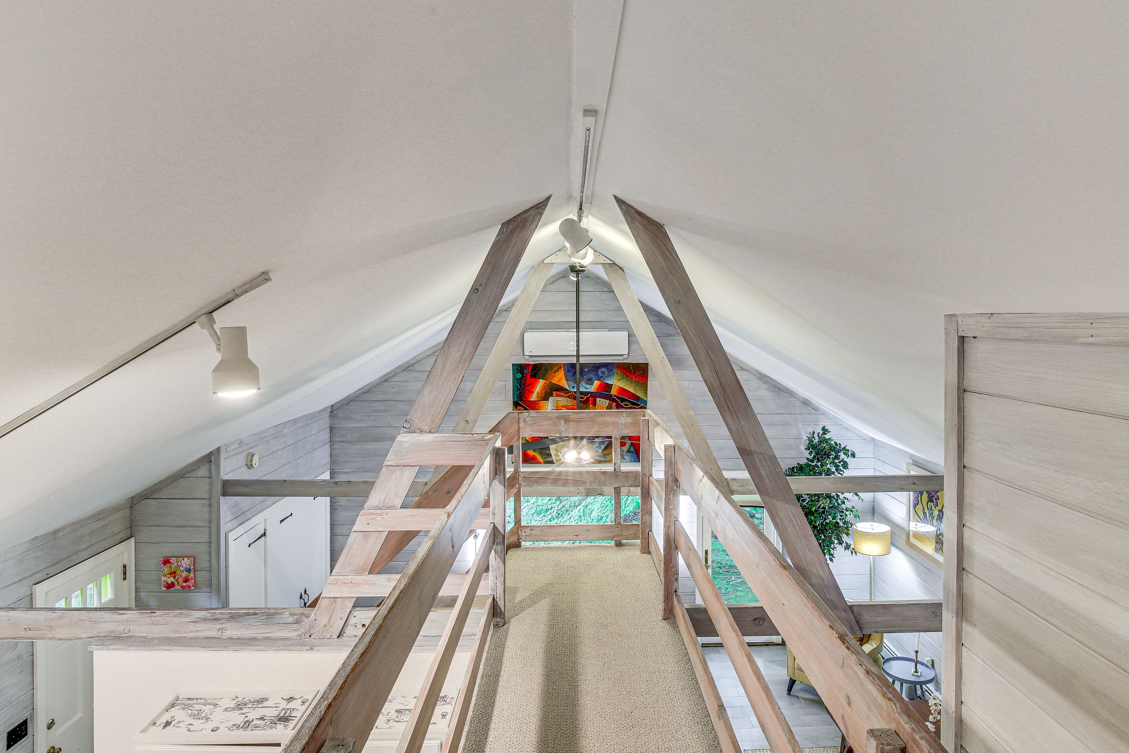 Walkway | 2nd Floor
