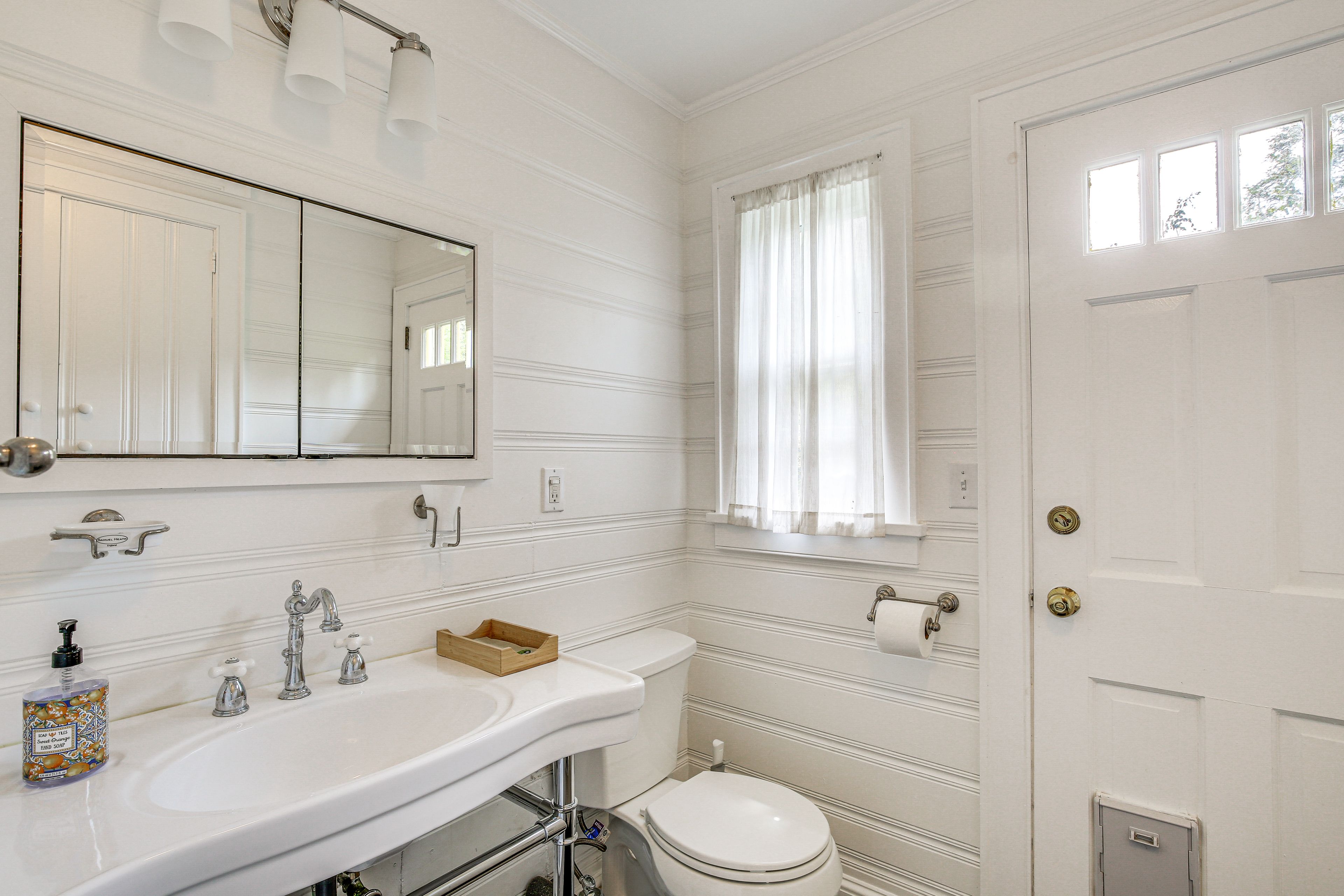 Full Pool Bathroom