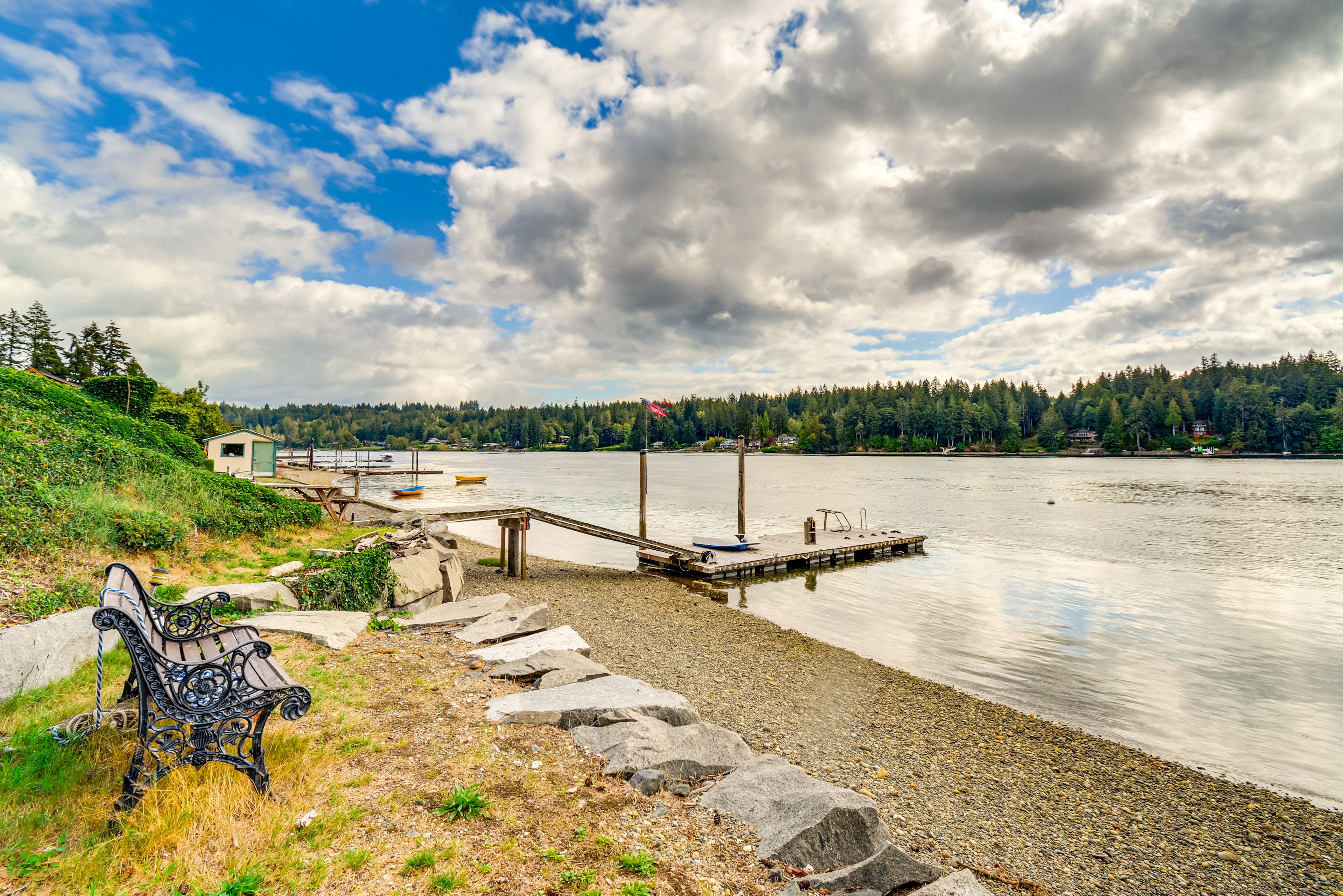Vaughn Vacation Rental | 2BR | 1.5BA | Stairs Required | 1,256 Sq Ft