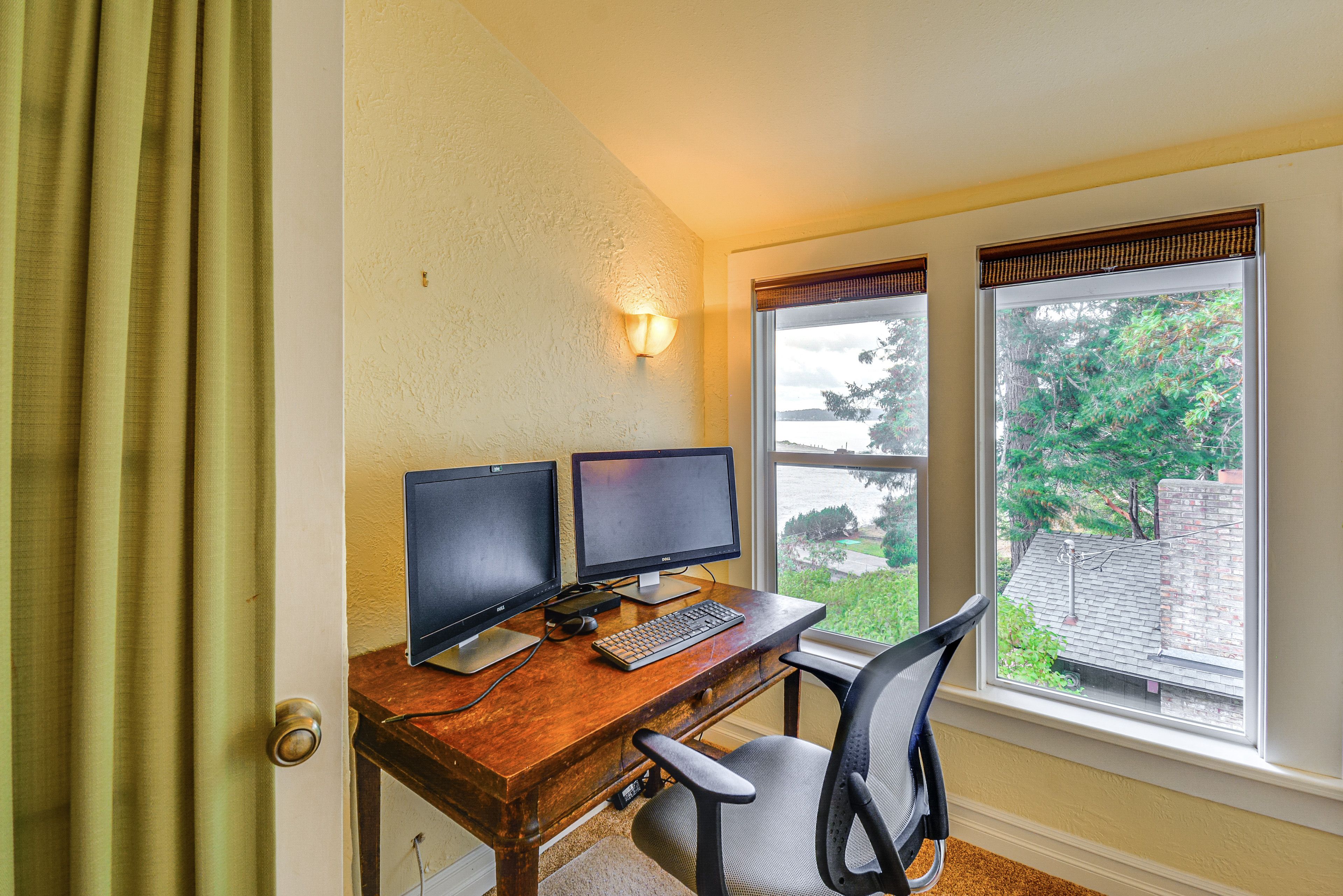 Laptop Workspace | Free WiFi | 2nd Floor