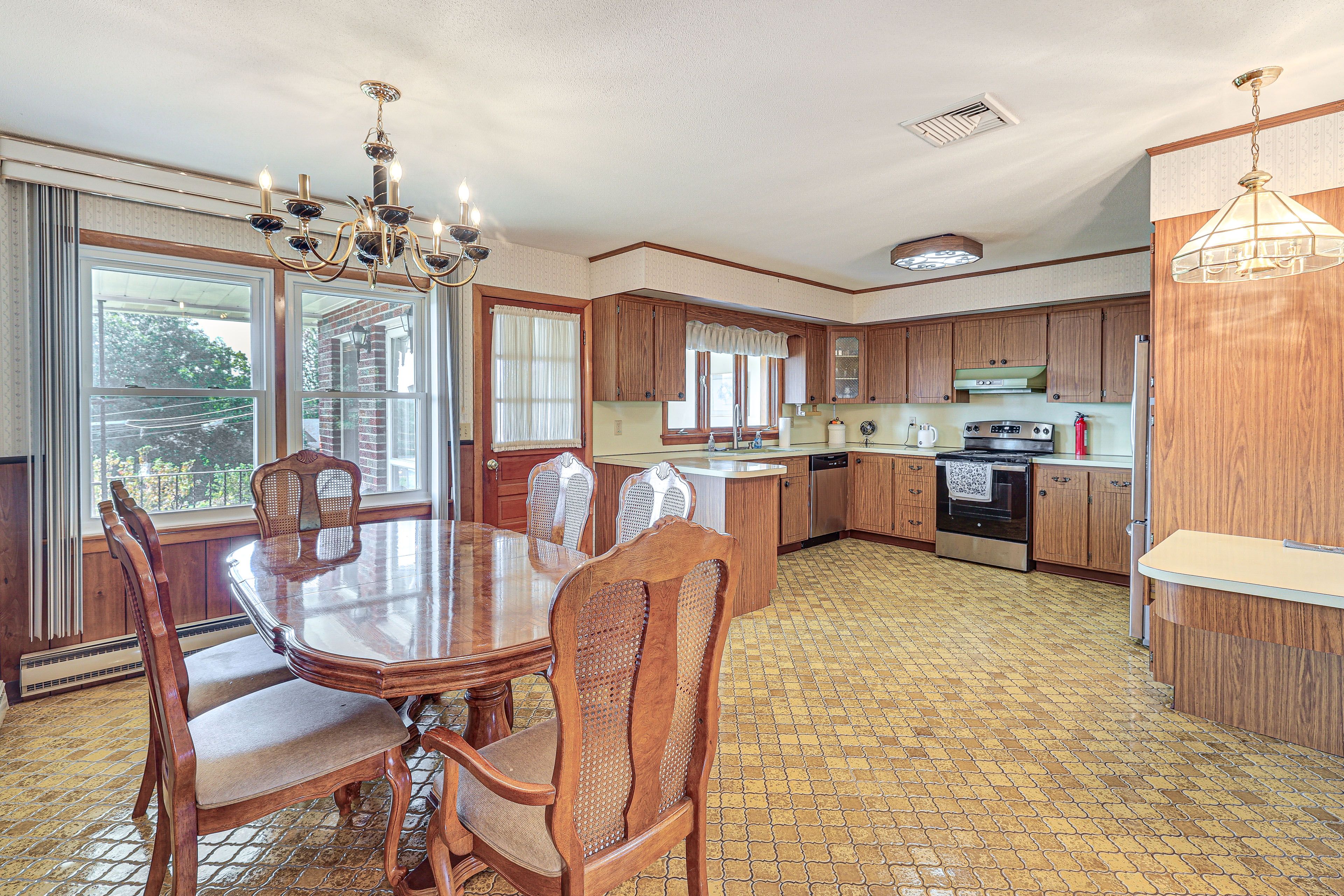 Watertown Vacation Rental | 2BR | 3BA | 1,900 Sq Ft | Steps Required