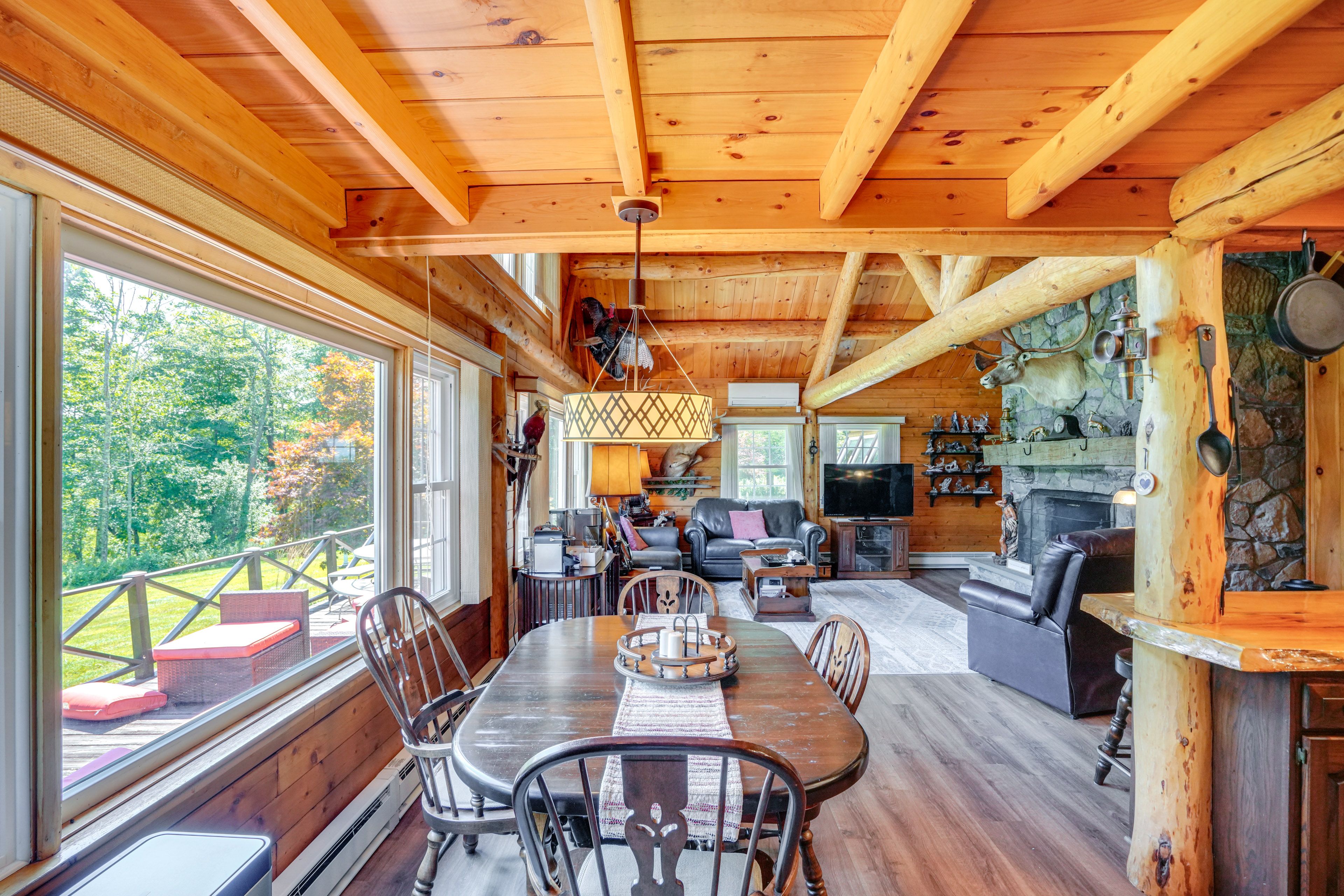 Dining Area | Dishware & Flatware Provided | 1st Floor