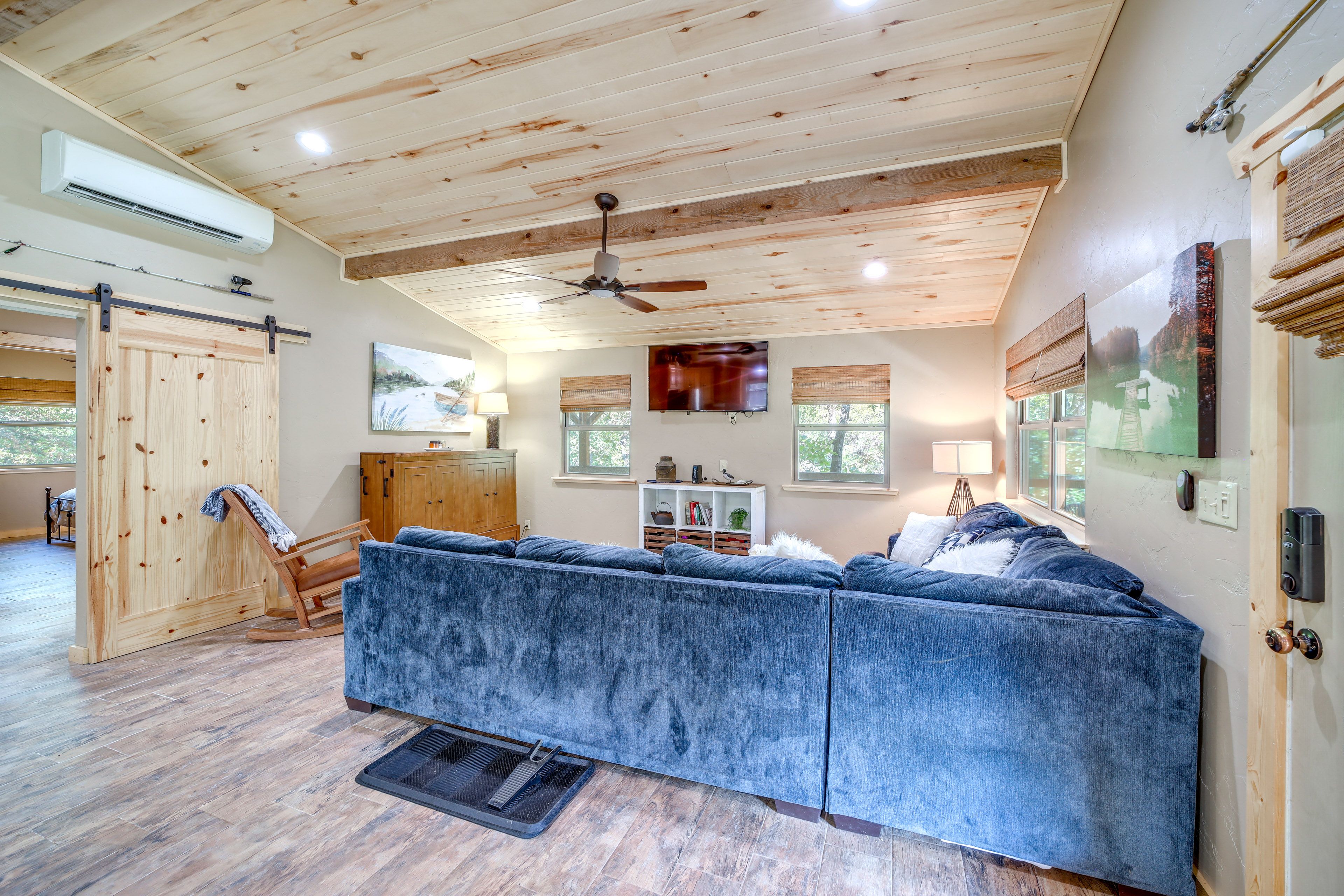 Living Room | Queen Murphy Bed | Smart TV | Mini-Split A/C & Heat