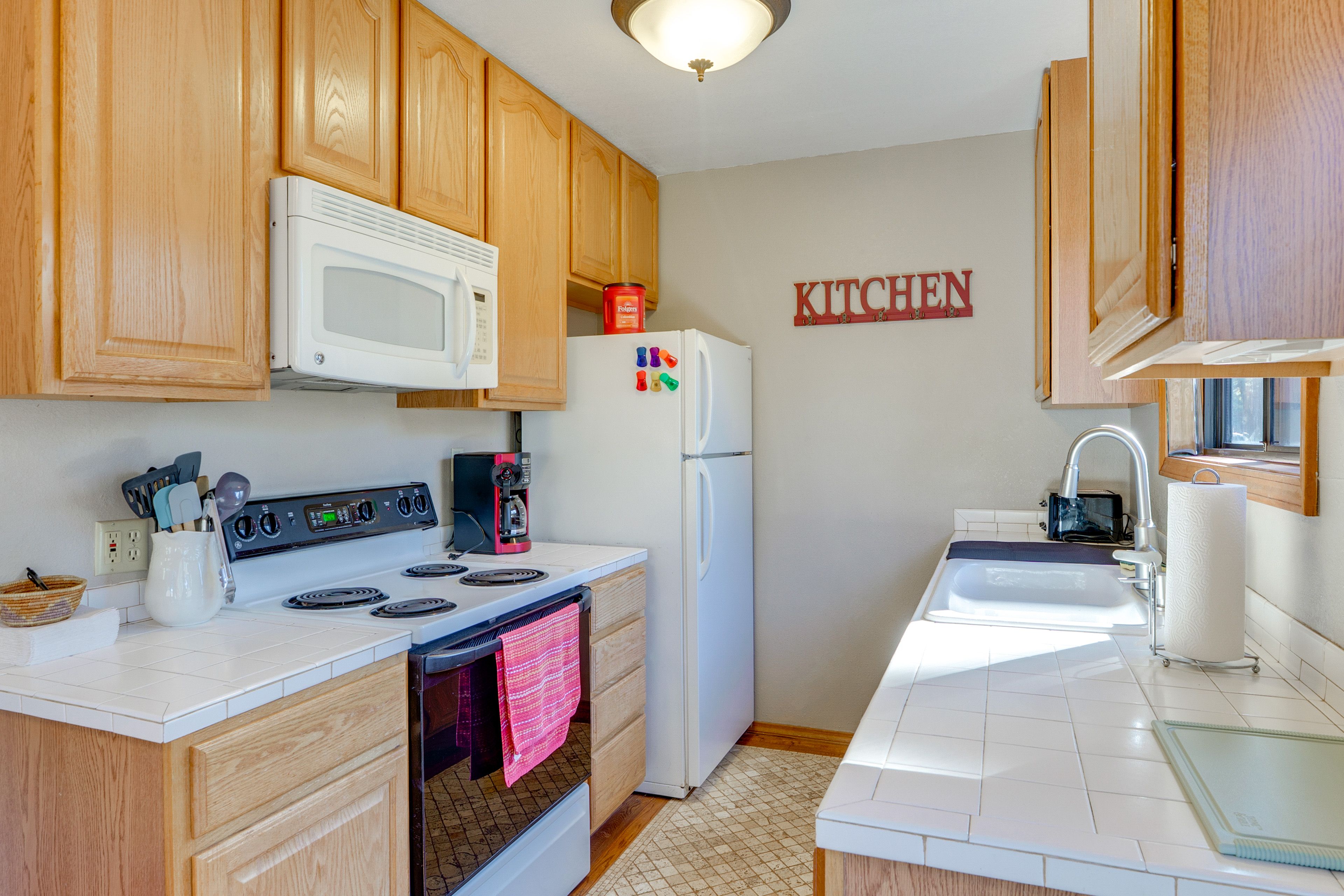 Kitchen | Cooking Basics | Drip Coffee Maker | Main Level