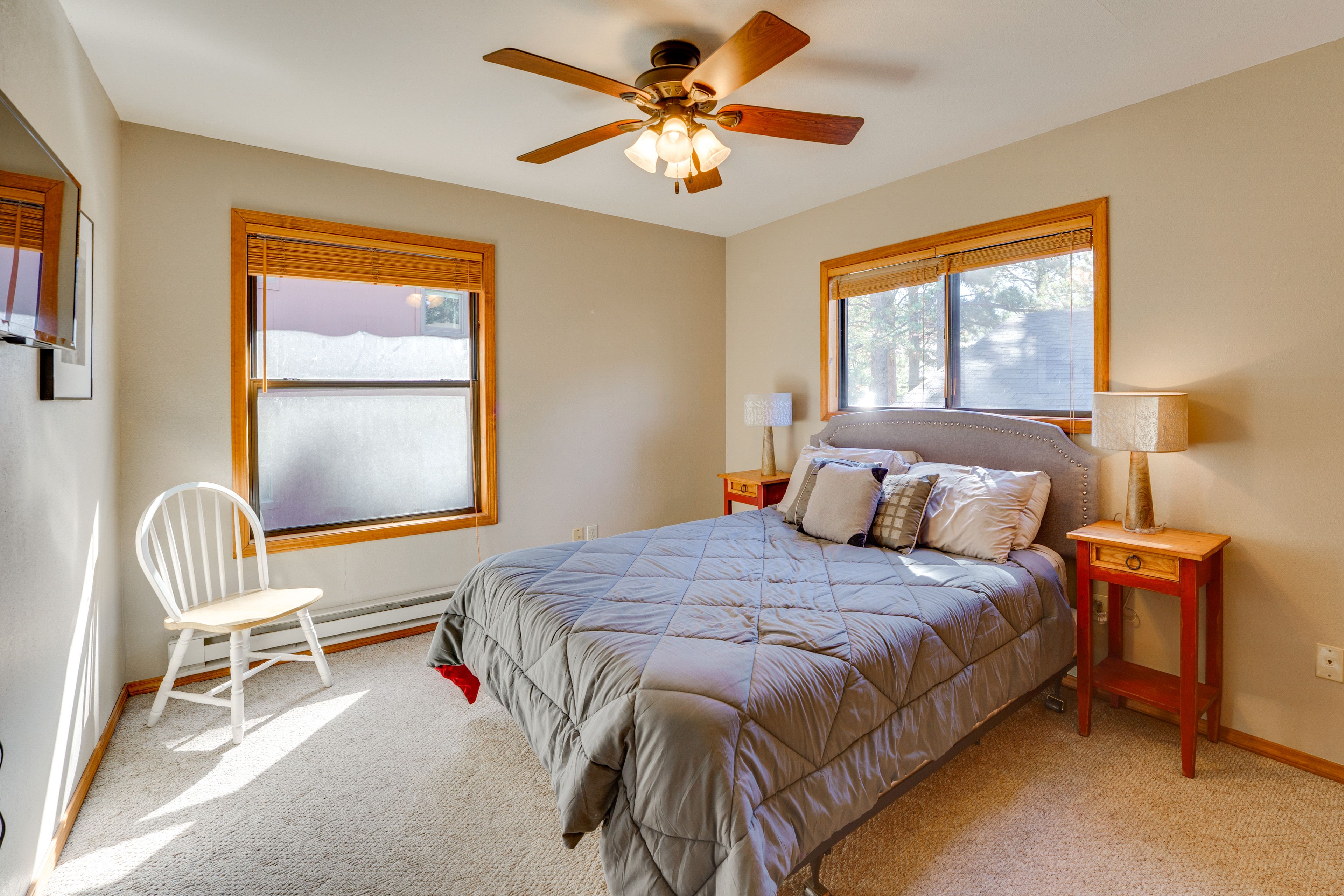 Bedroom 2 | Queen Bed | Smart TV | Main Level