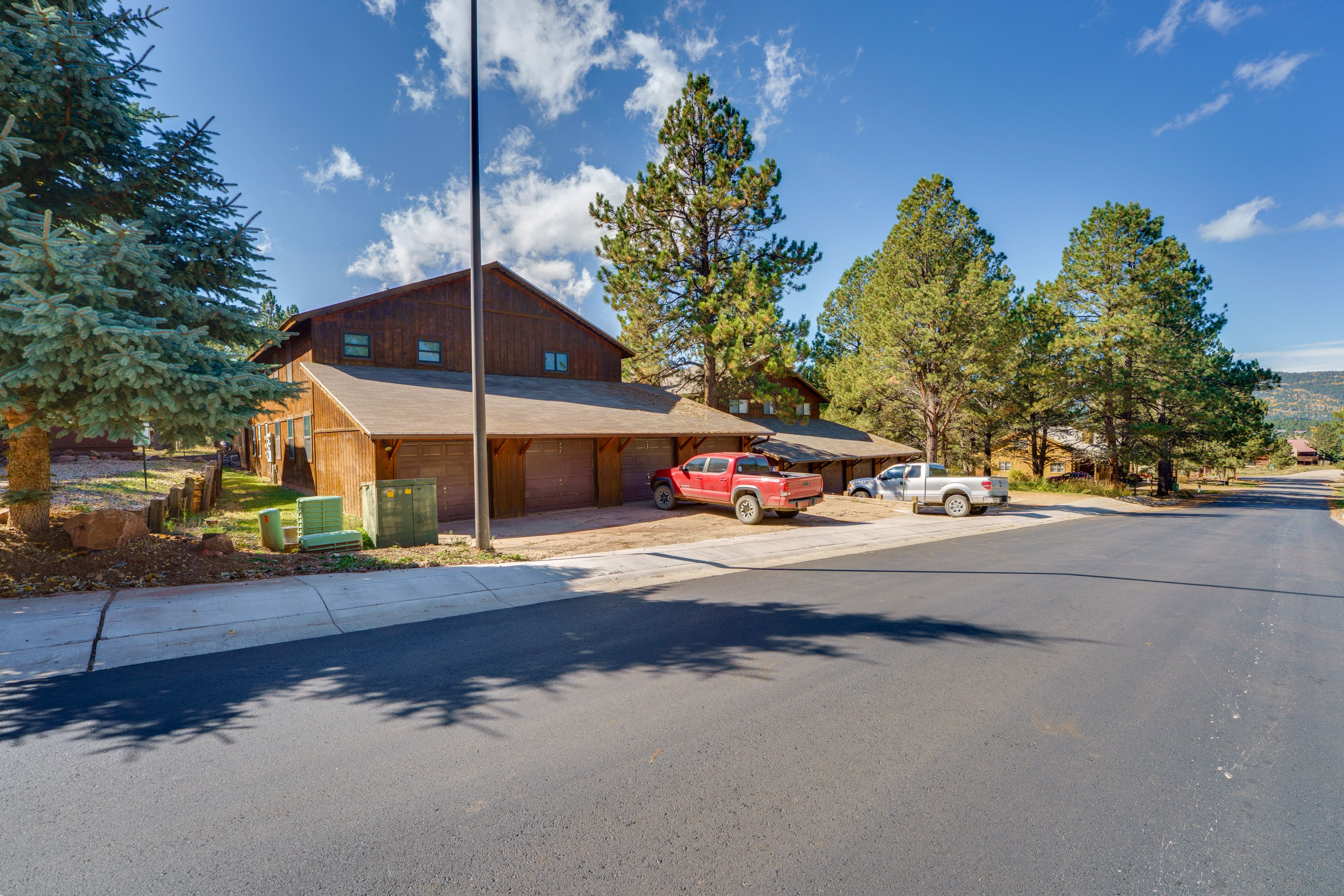 Parking | Assigned Spot (1 Vehicle) | Guest Parking (1 Vehicle)