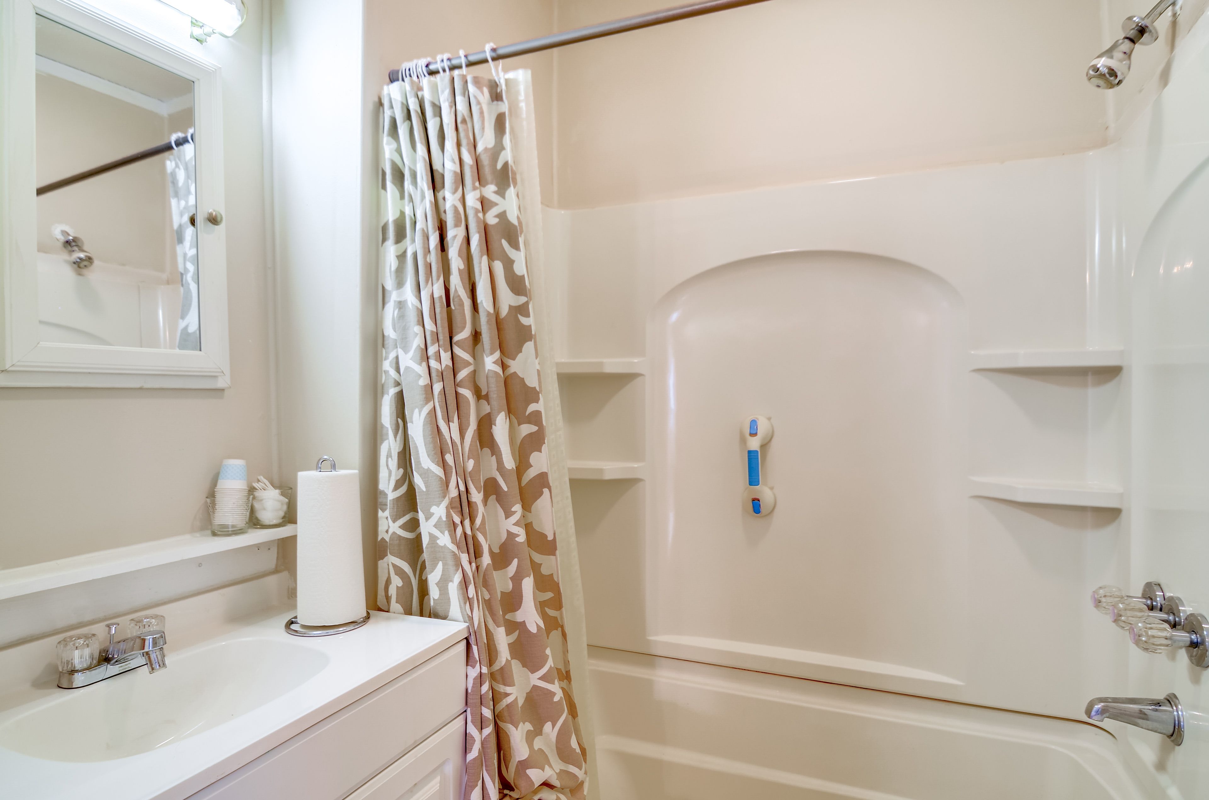 Bathroom | Towels Provided | 1st Floor