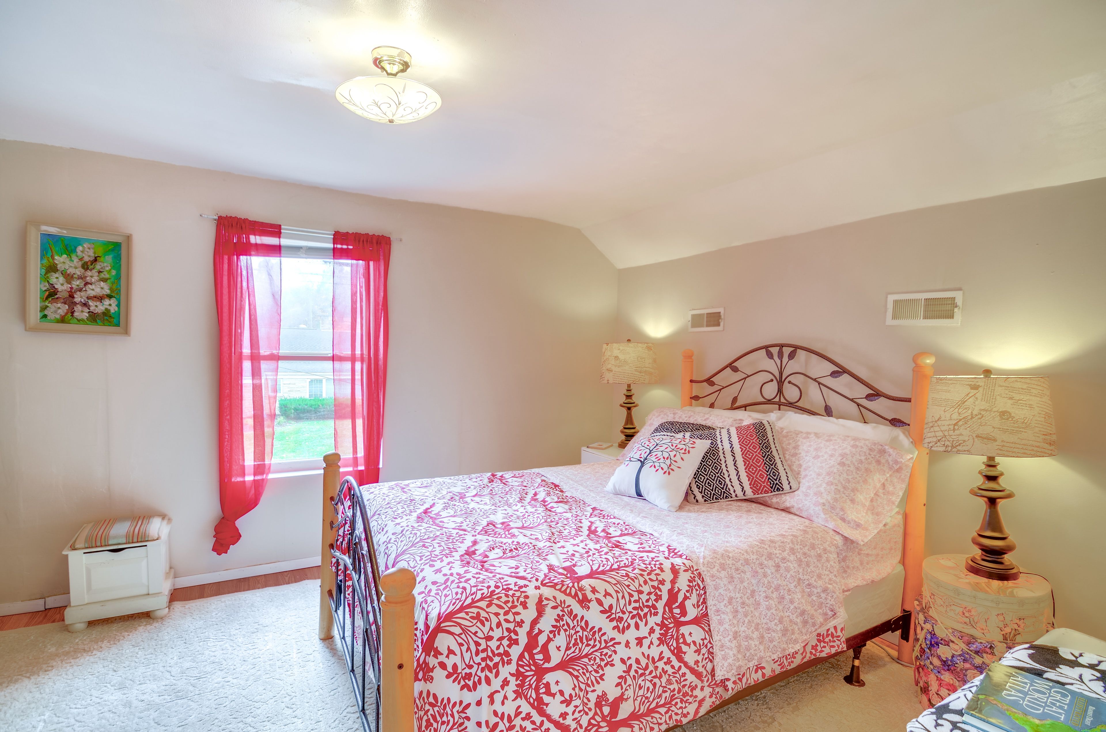 Bedroom 3 | Full Bed | 2nd Floor