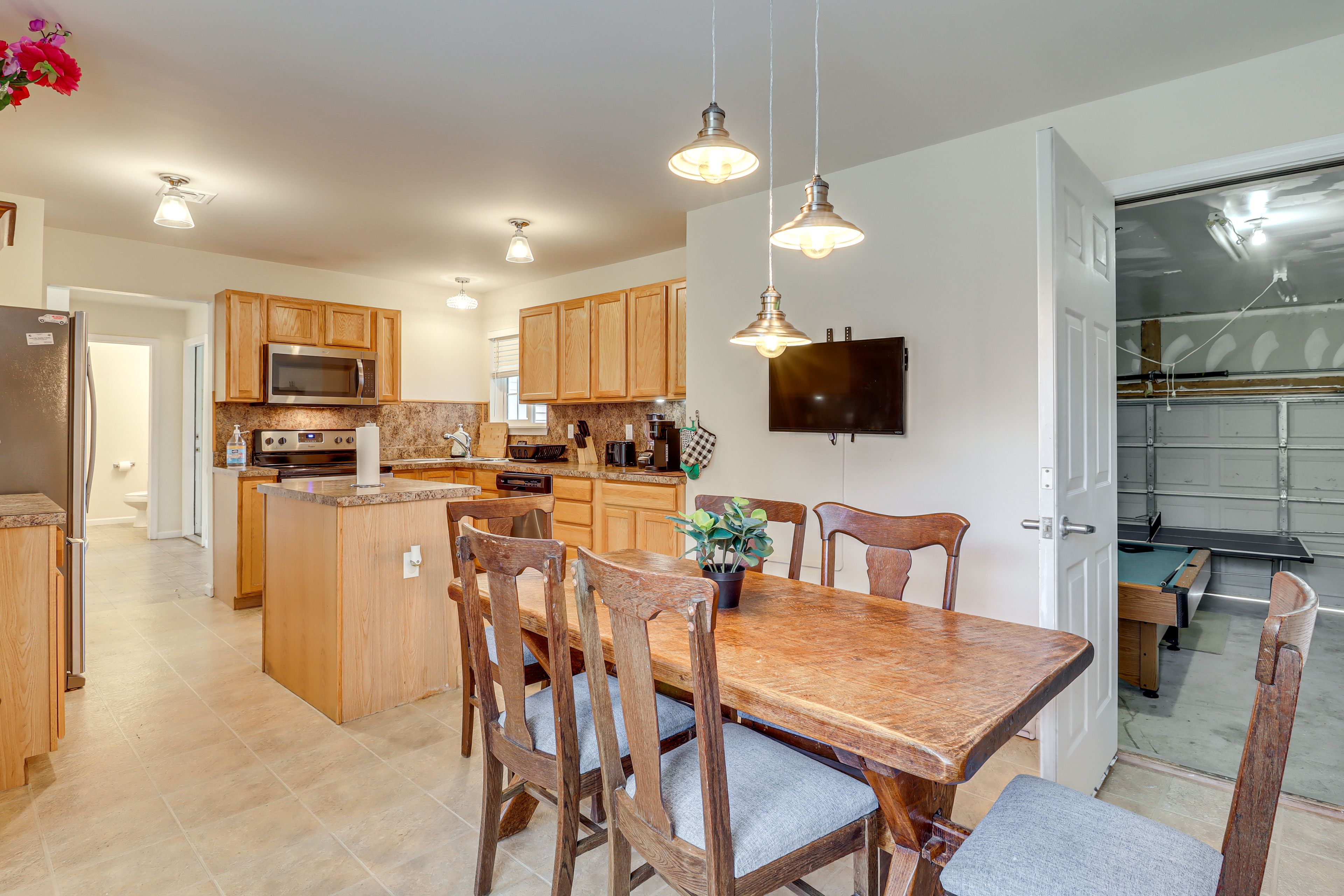 Dining Area | 1st Floor | Dishware/Flatware