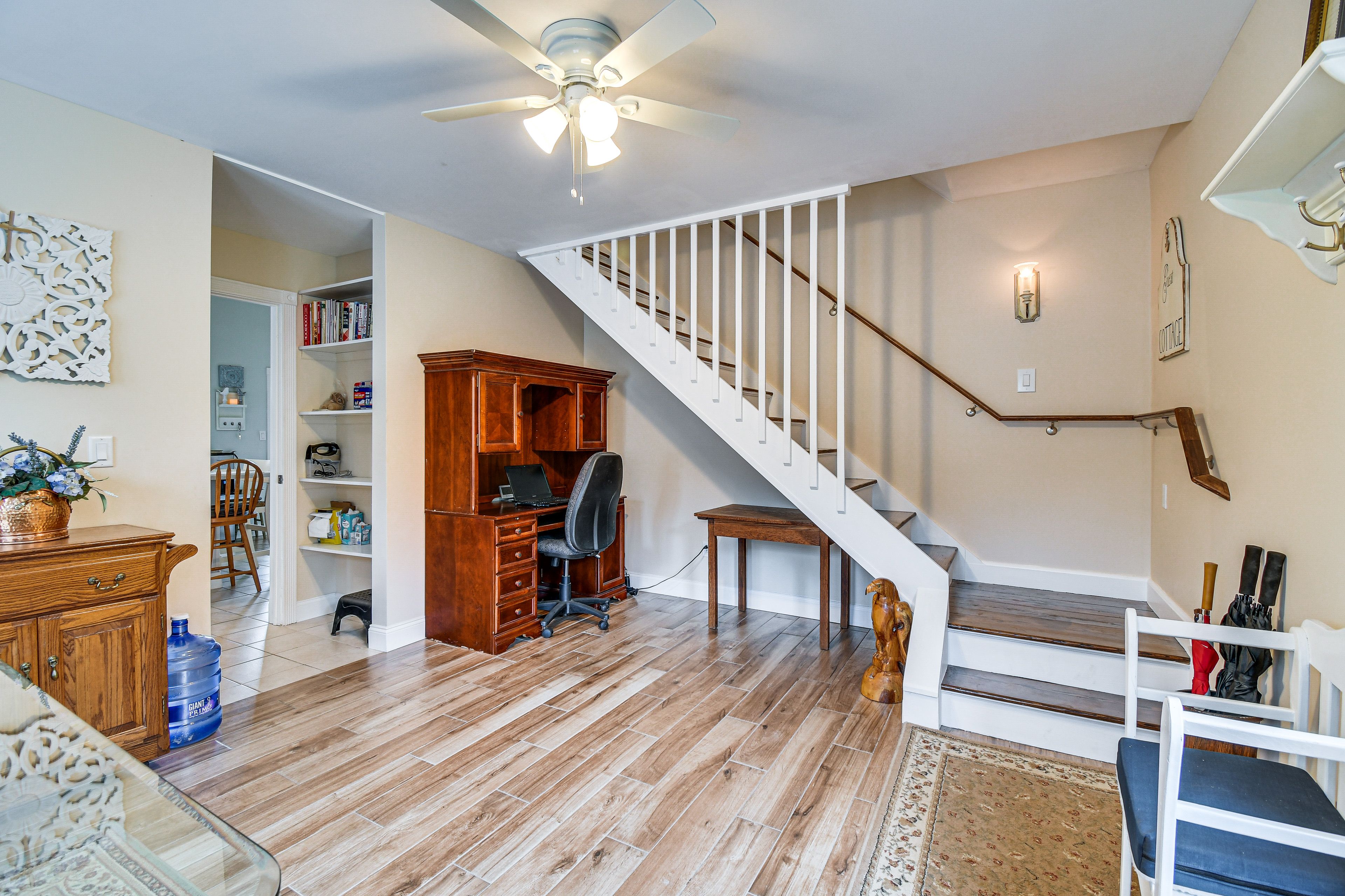 Stairs to 2nd Floor