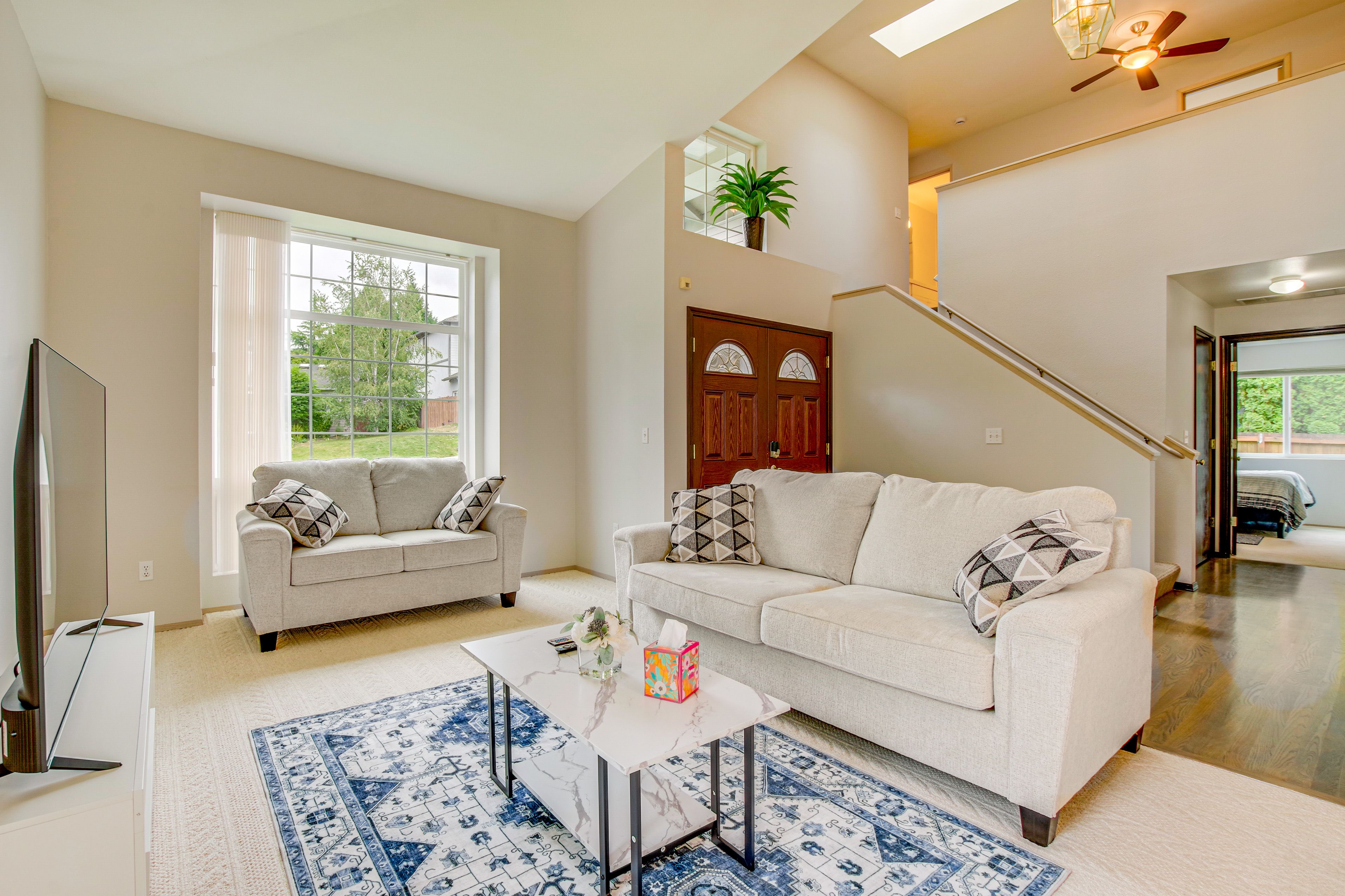Living Room | Smart TV | Central A/C | 1st Floor