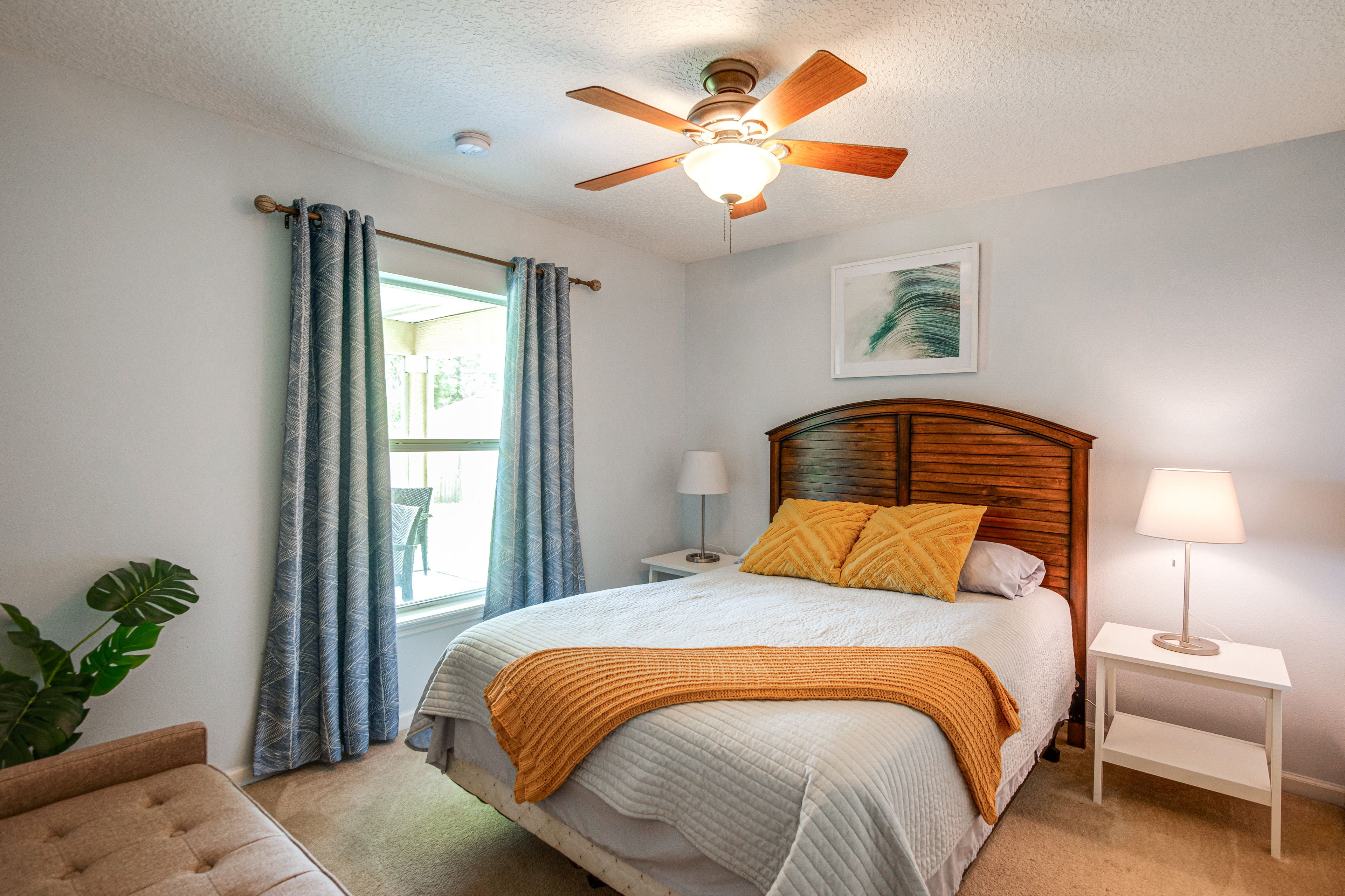 Bedroom 2 | 1st Floor | Queen Bed