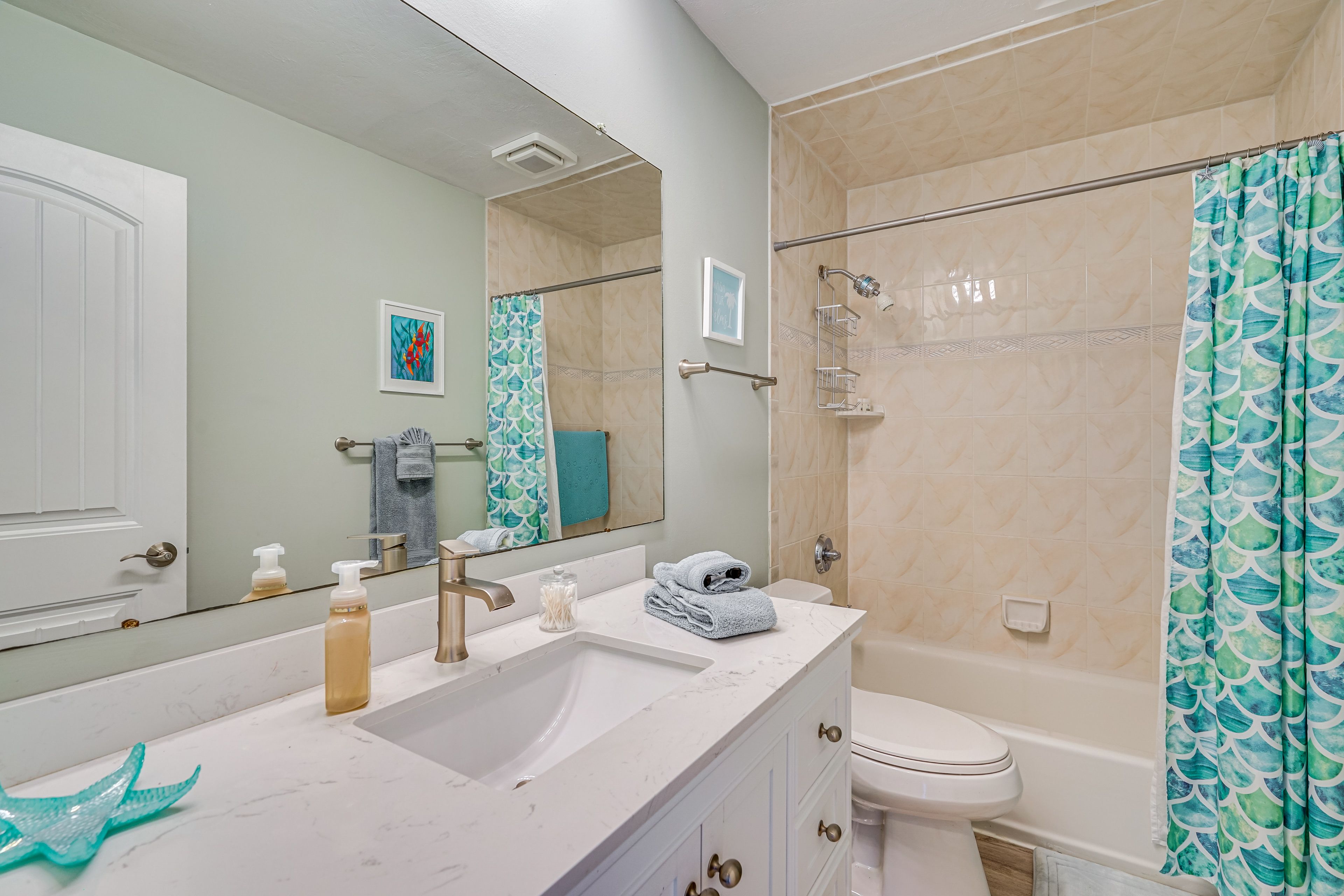 Full Bathroom