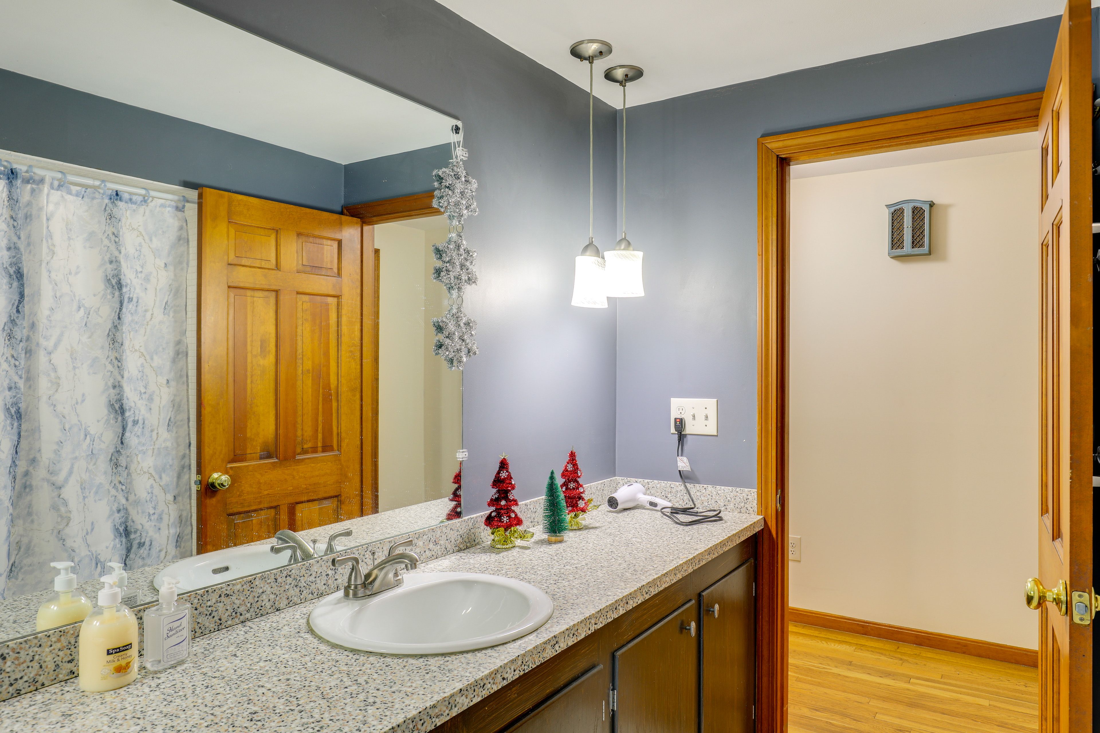 Bathroom | Towels Provided | 1st Floor