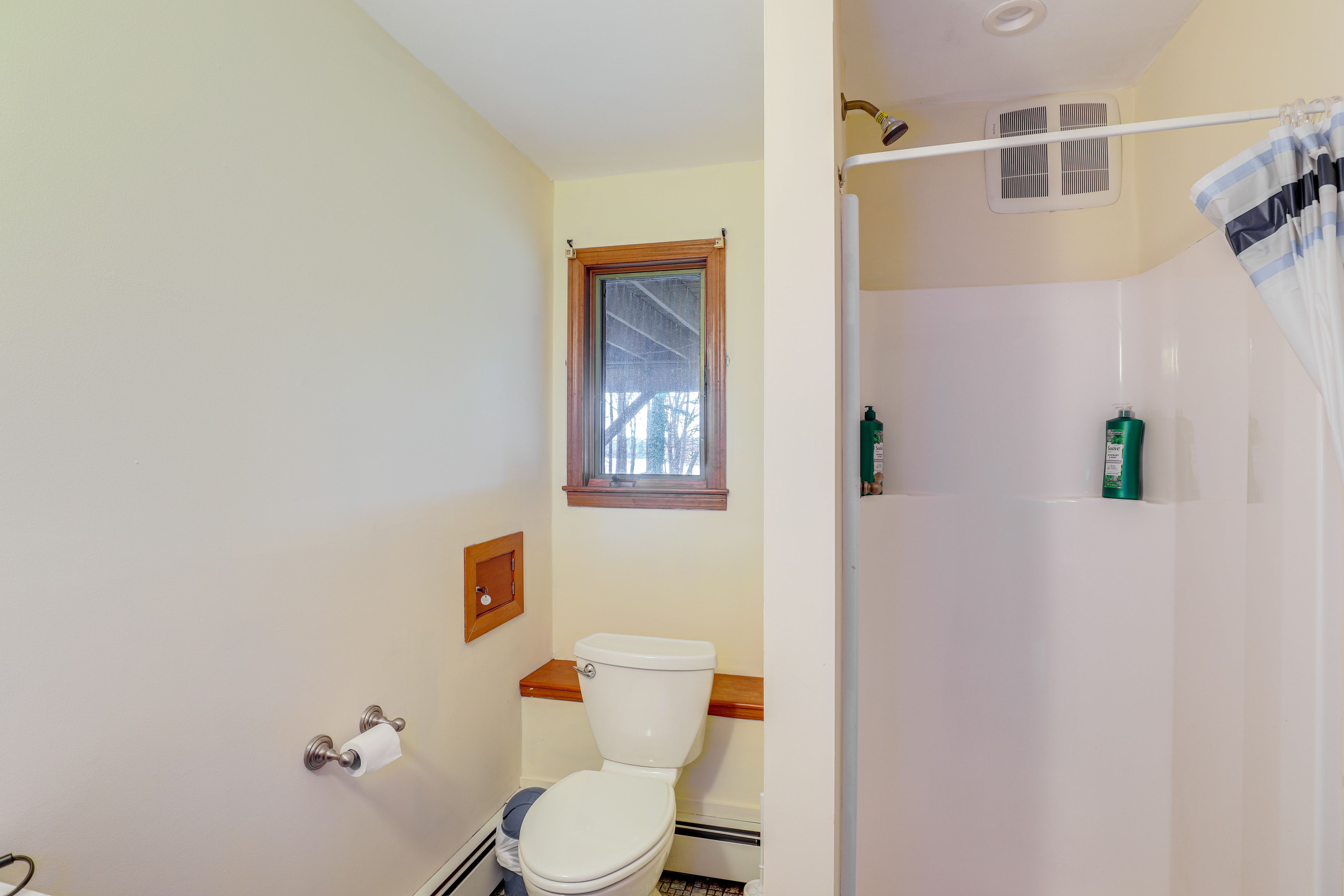 Bathroom | Basement Level