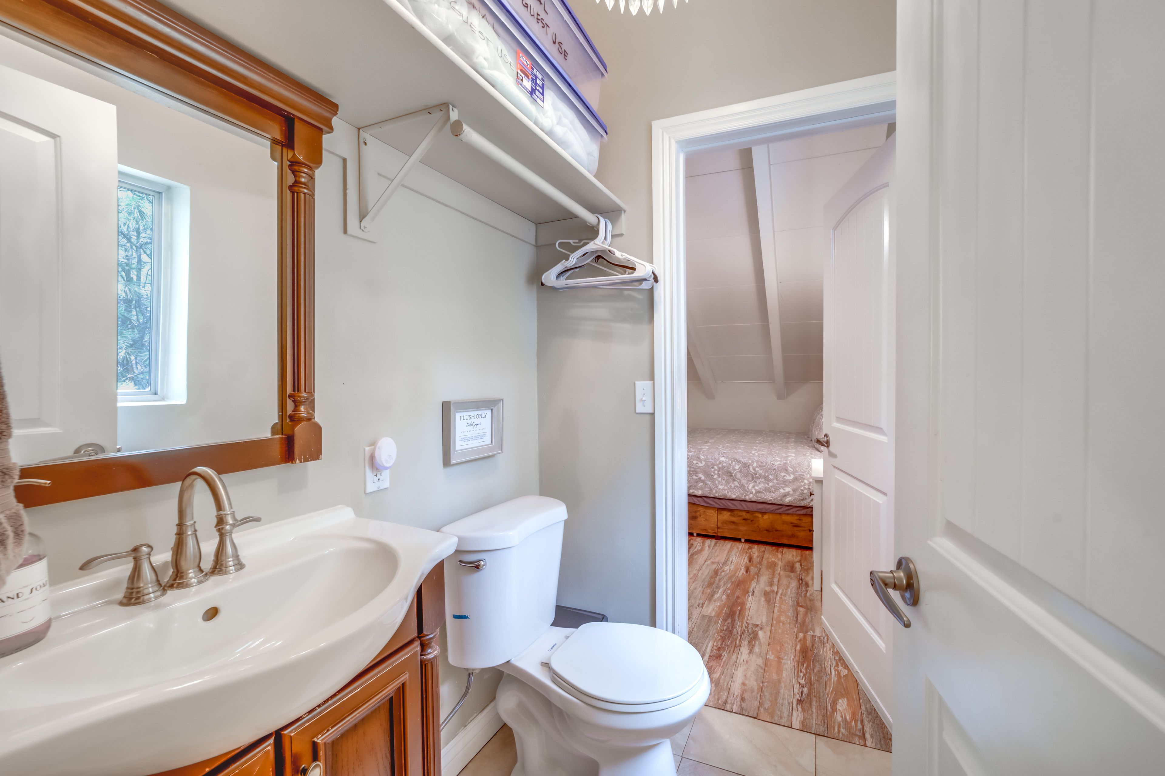Half Bathroom | 2nd Floor