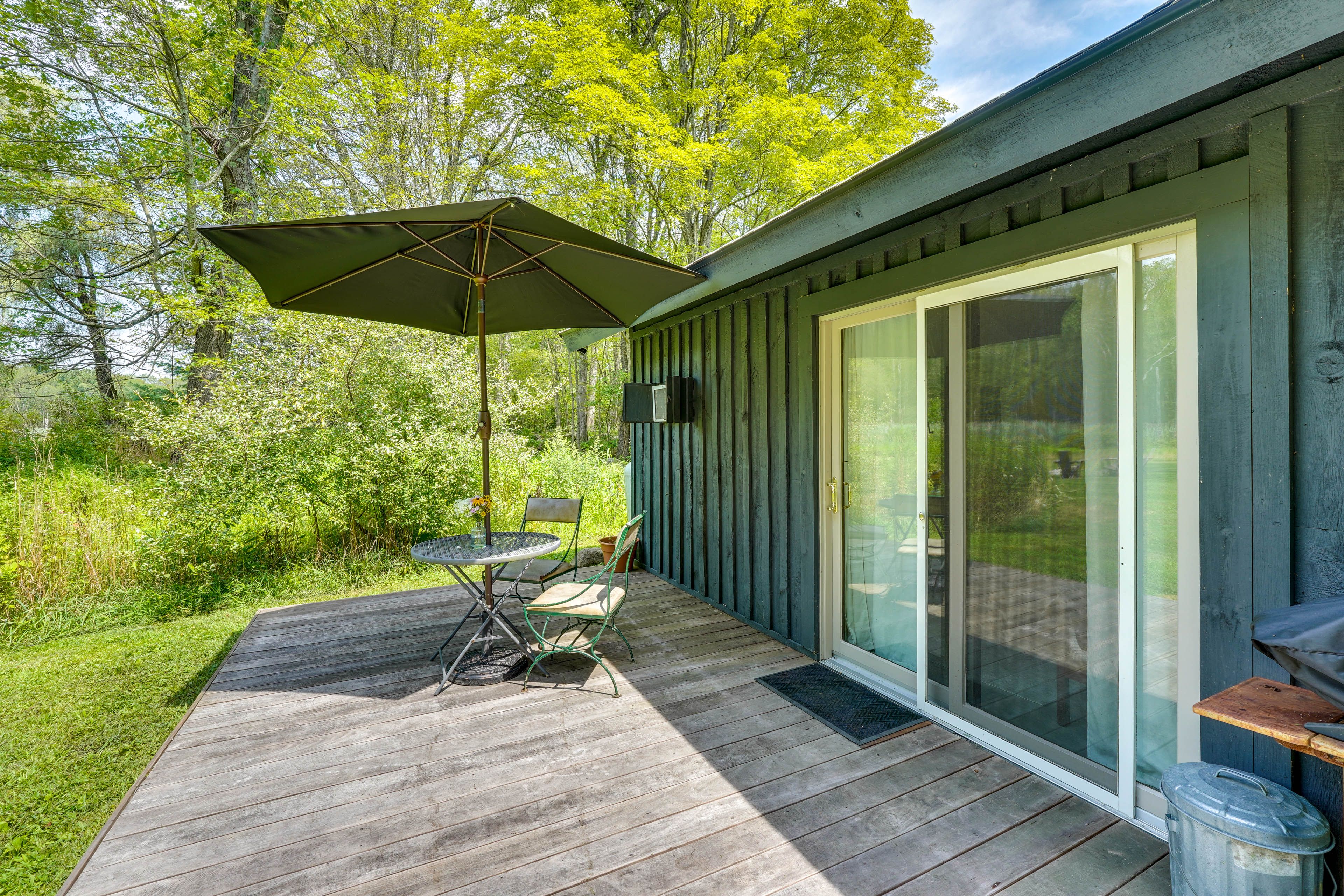 Private Patio | Outdoor Bistro Table
