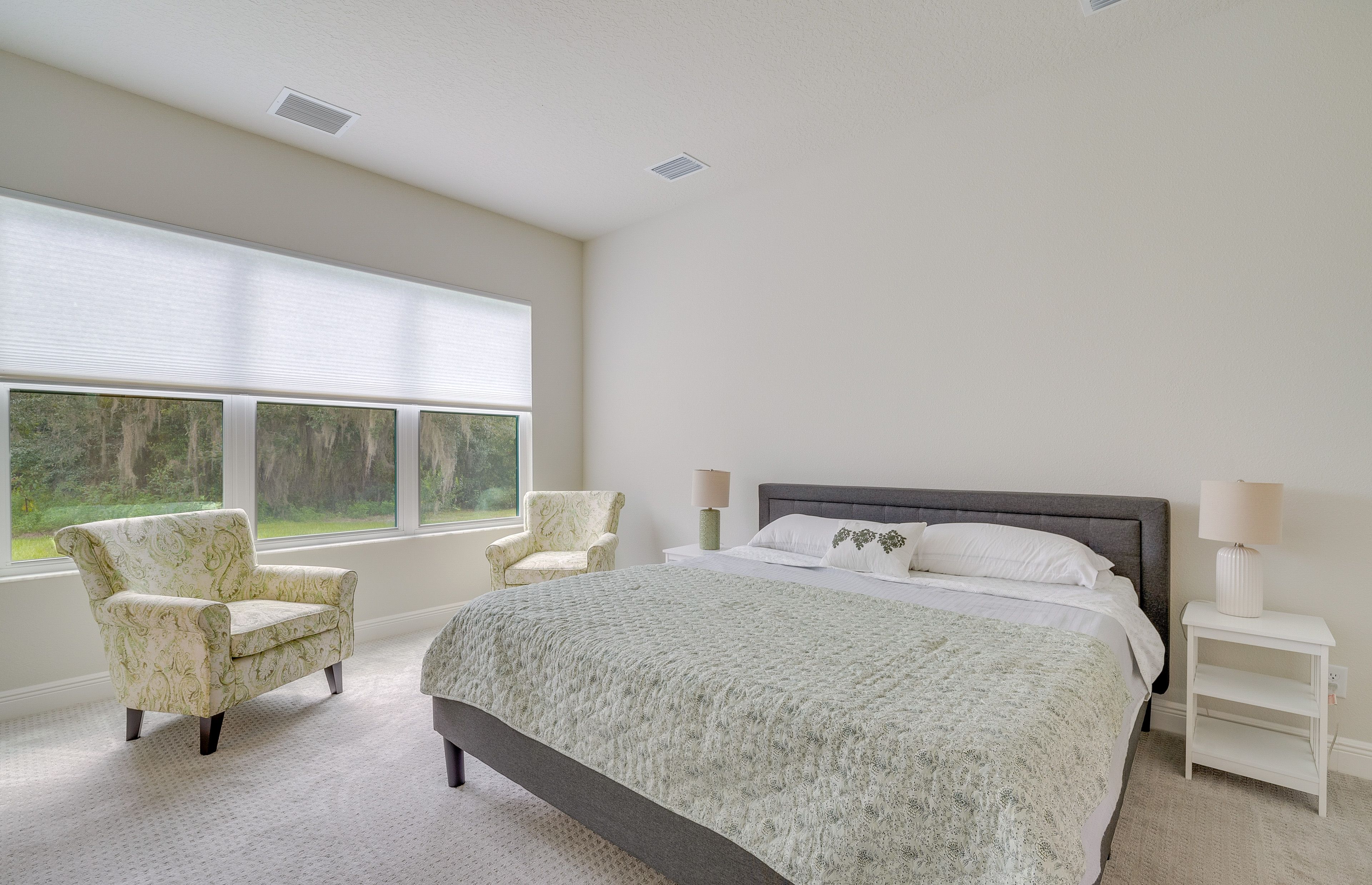 Bedroom 1 | King Bed | Linens Provided | En-Suite Bathroom