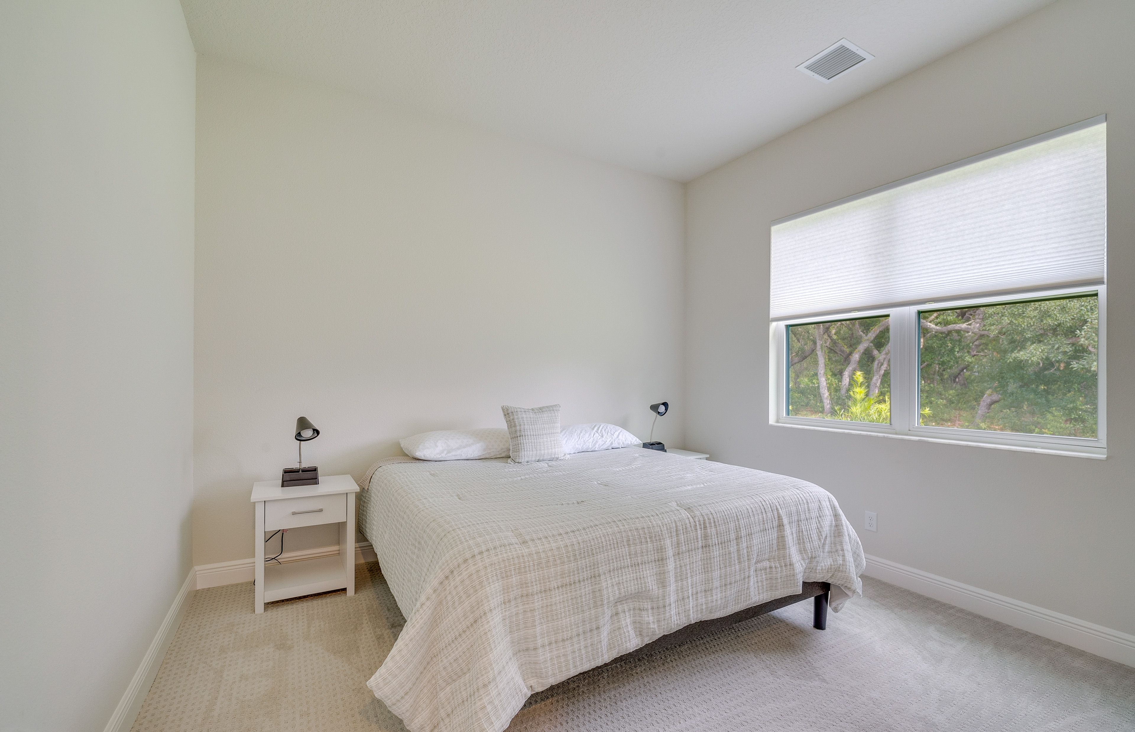 Bedroom 2 | King Bed