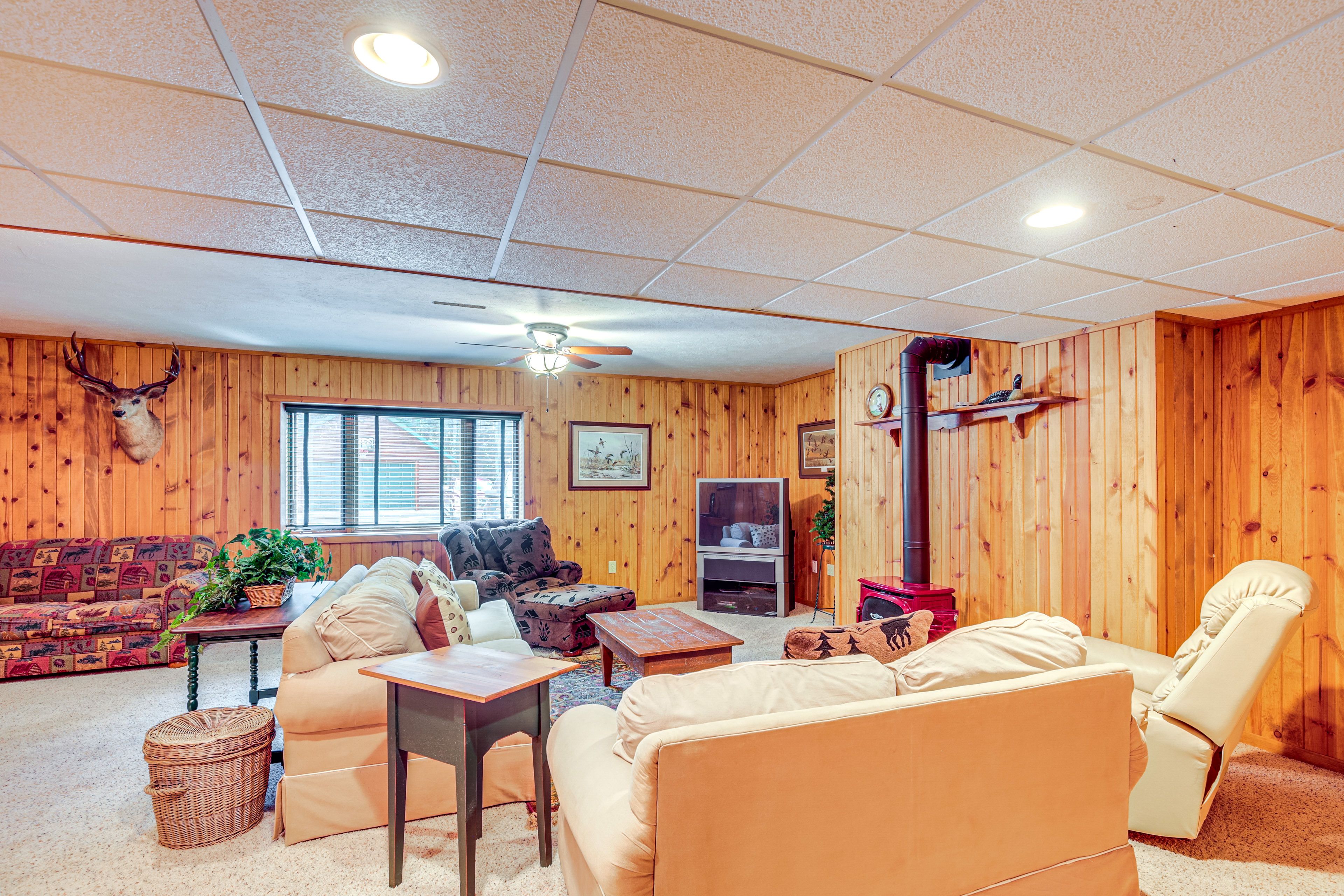 Living Room | Wet Bar | Lower Level