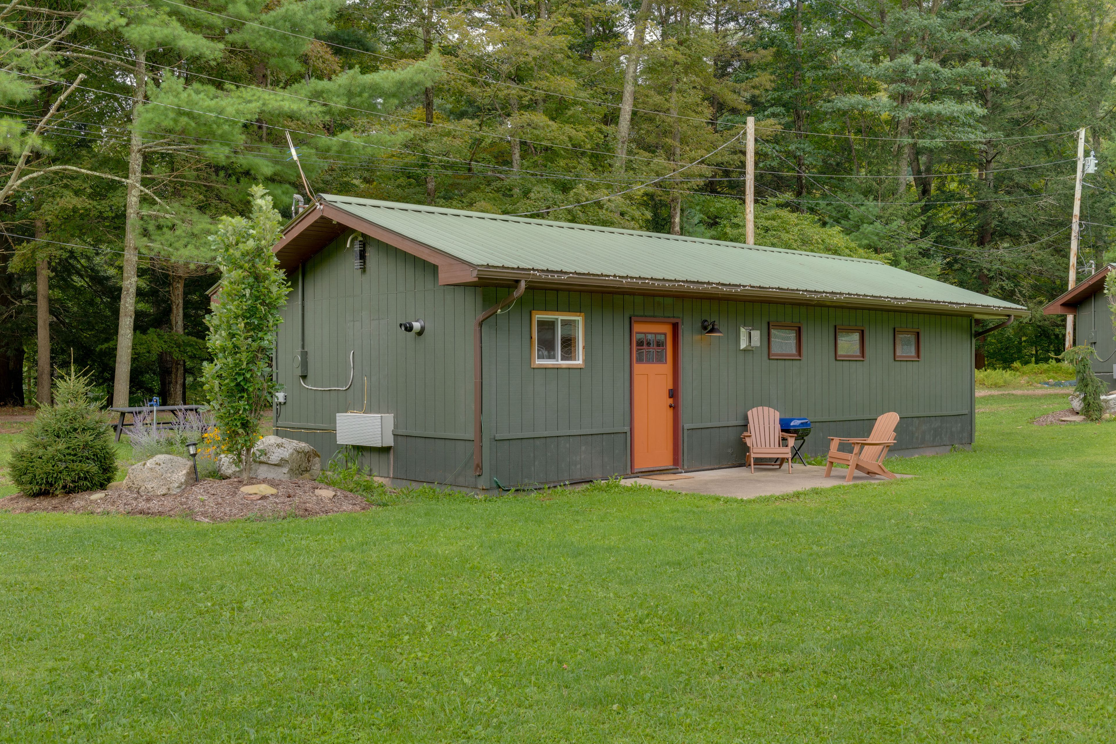 Hillsgrove Vacation Rental | 2BR | 1BA | 640 Sq Ft | Small Step to Enter