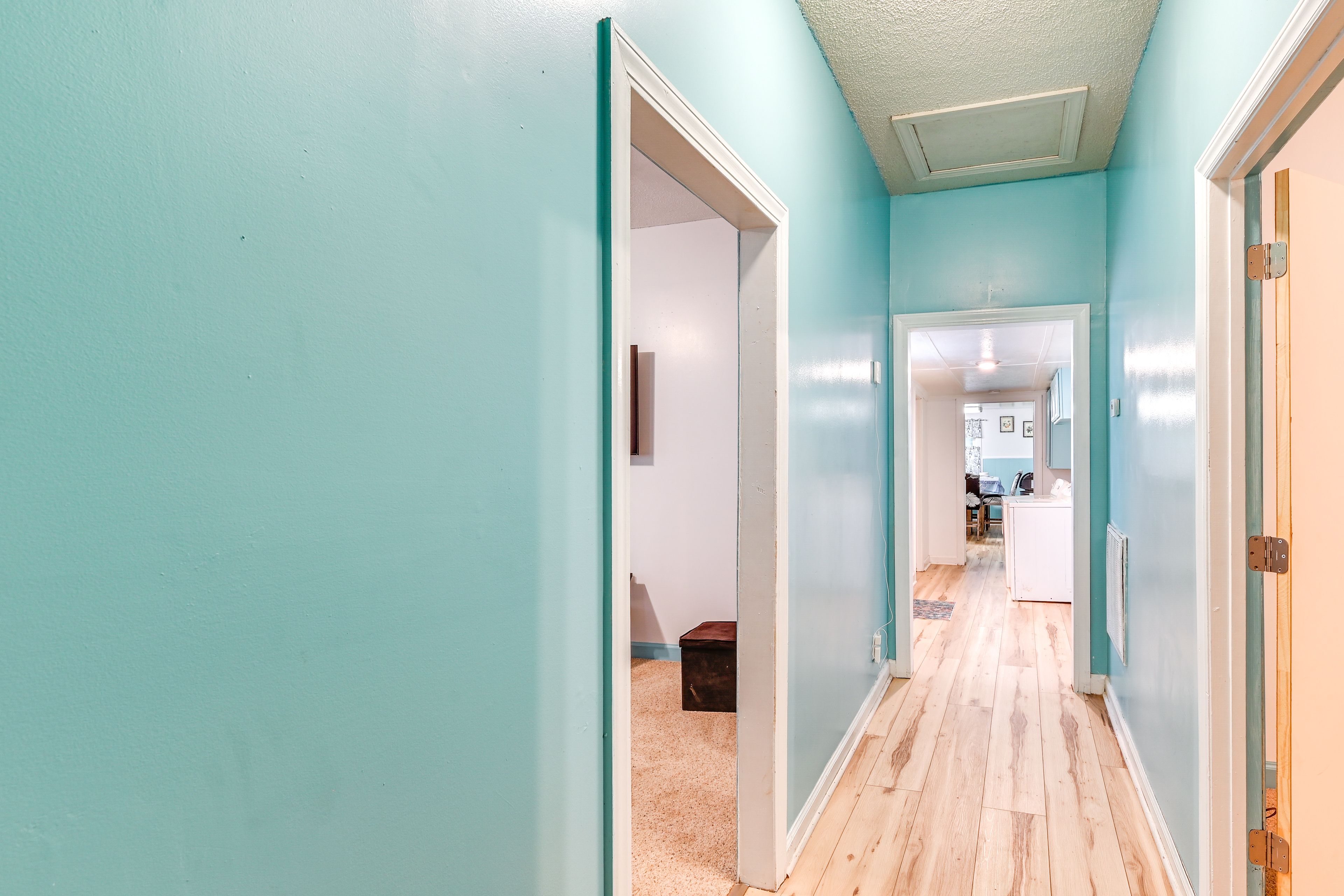 Hallway | Washer & Dryer