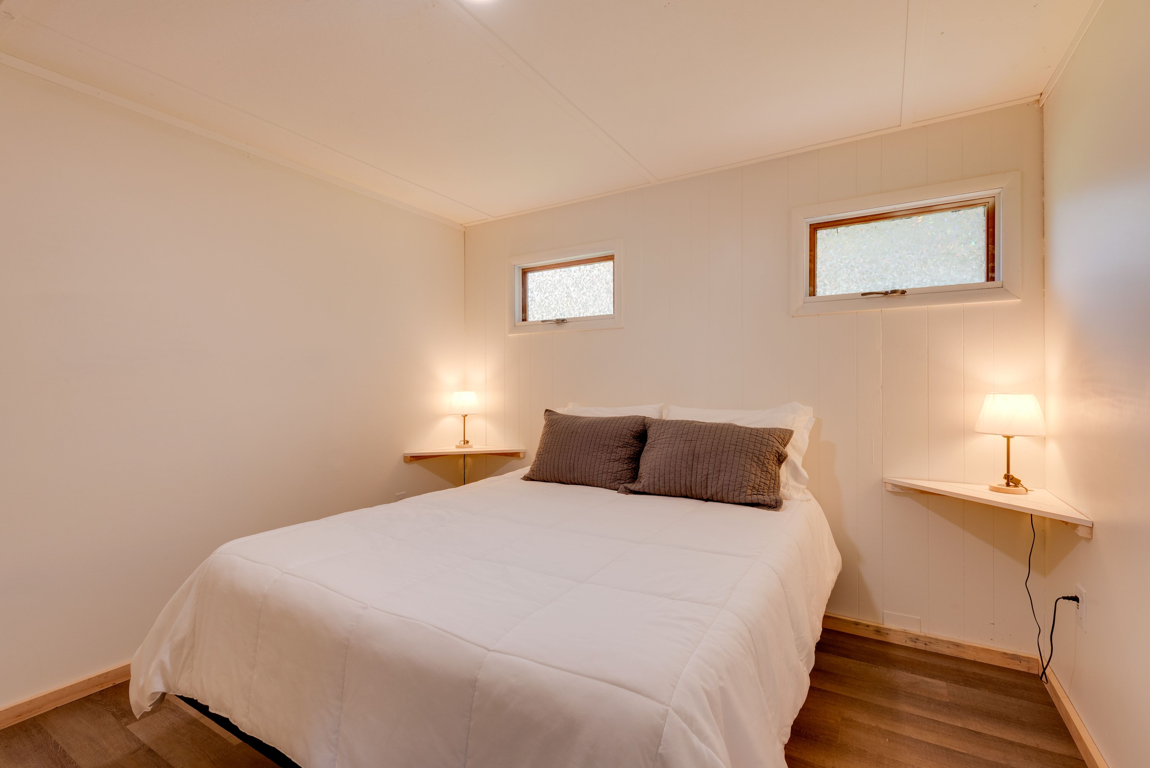 Bedroom 1 | Queen Bed | Linens Provided