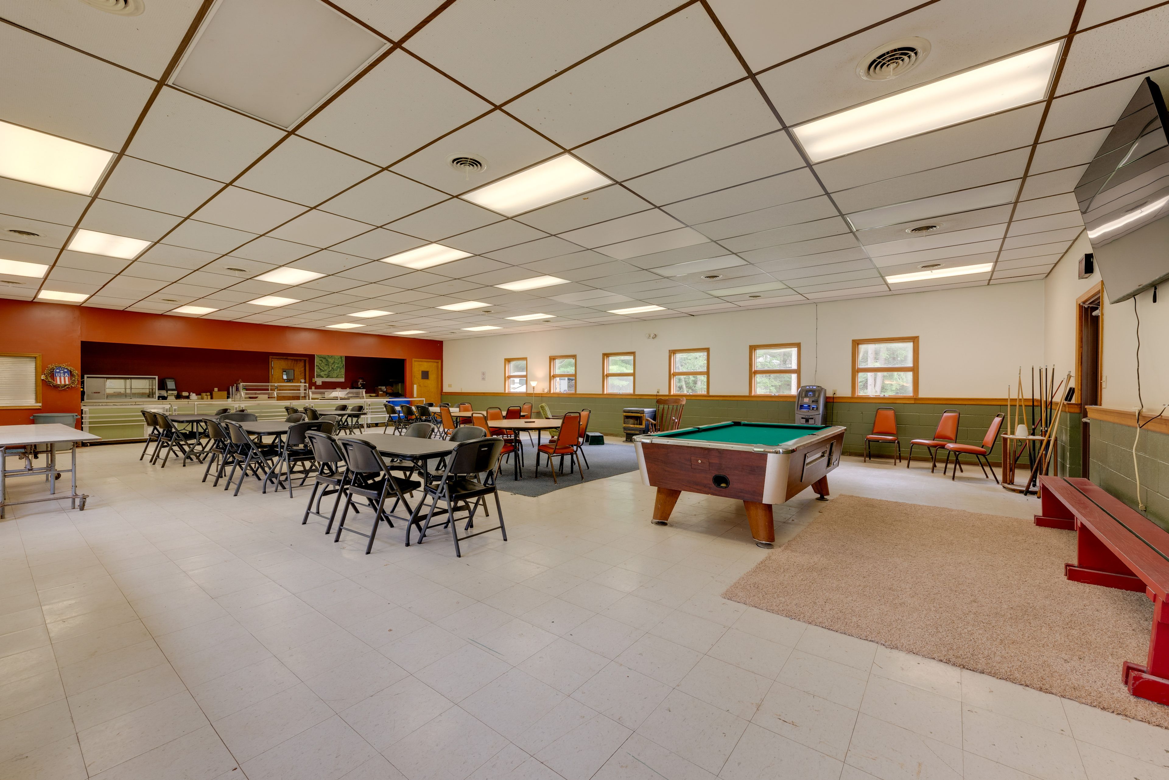 Community Dining Hall | Pool Table | ATM Machine