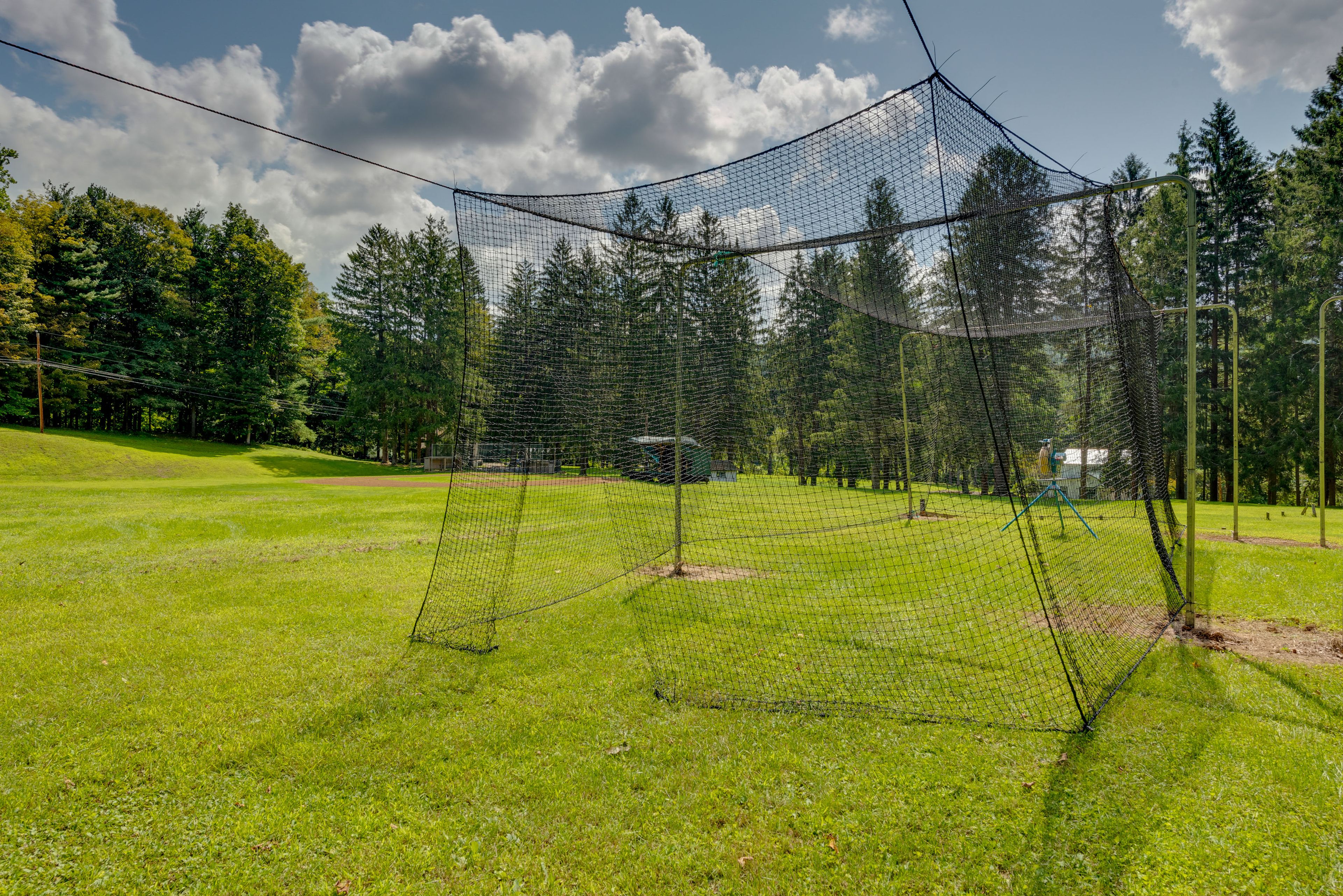 Community Pitching Machines
